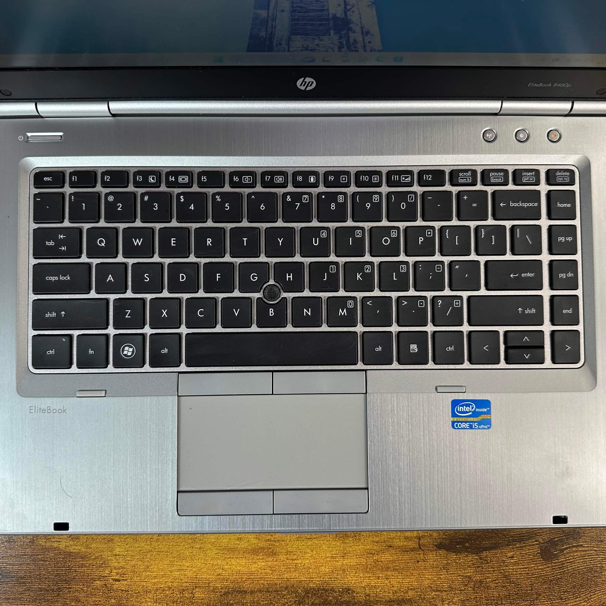 HP Elitebook 8460P | Intel i7 2630QM | 8GB DDR3 | 256GB SSD | HD Graphics | Win 11 | 14" Laptop
