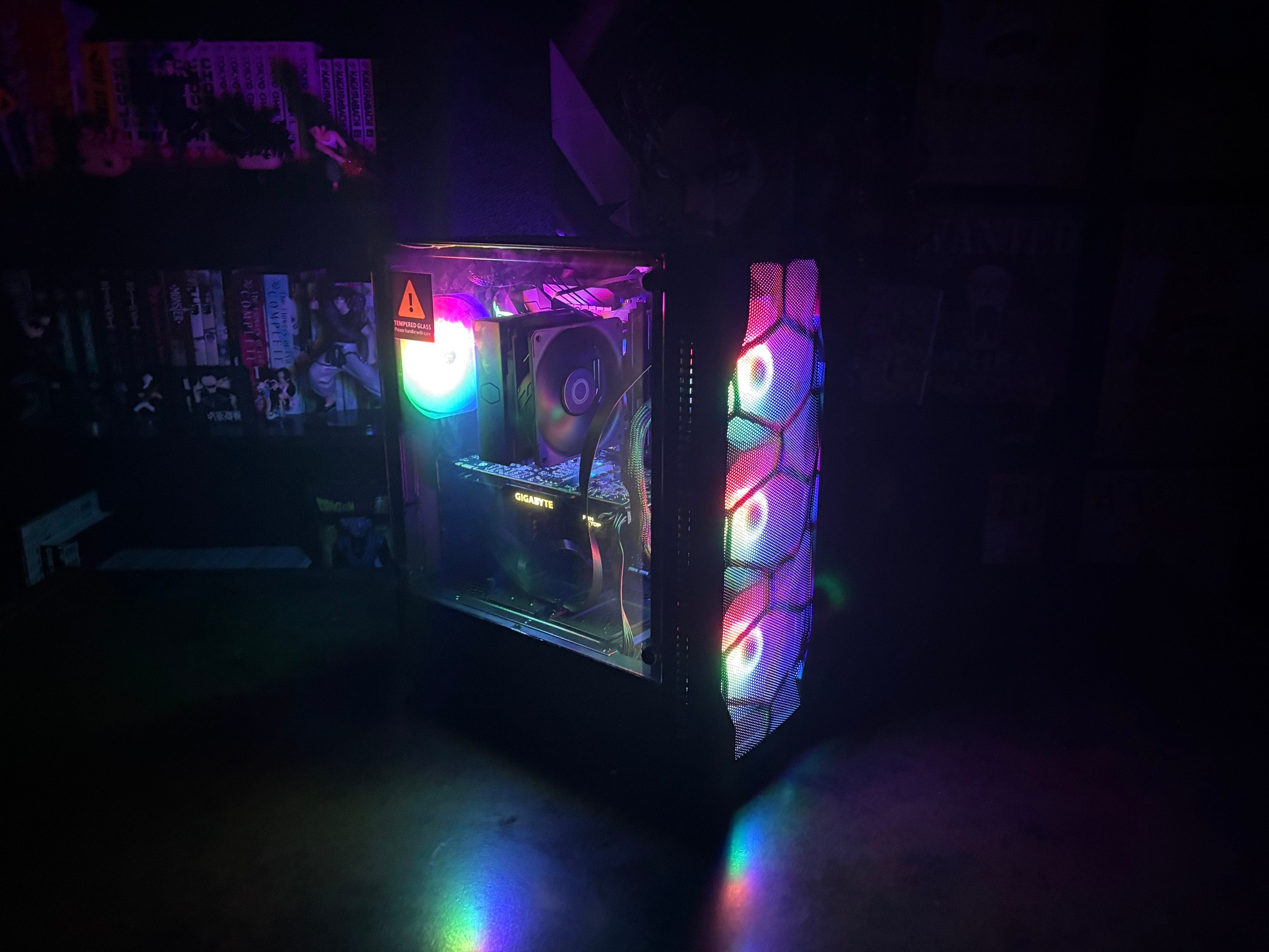Gaming PC AMD Ryzen 5 3600 GTX 1080 RGB Glass Panel Windows 11 Smooth Gameplay