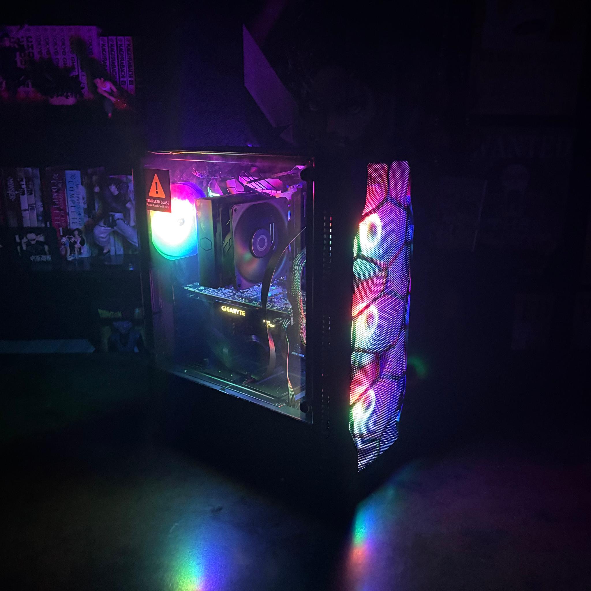 Gaming PC AMD Ryzen 5 3600 GTX 1080 RGB Glass Panel Windows 11 Smooth Gameplay
