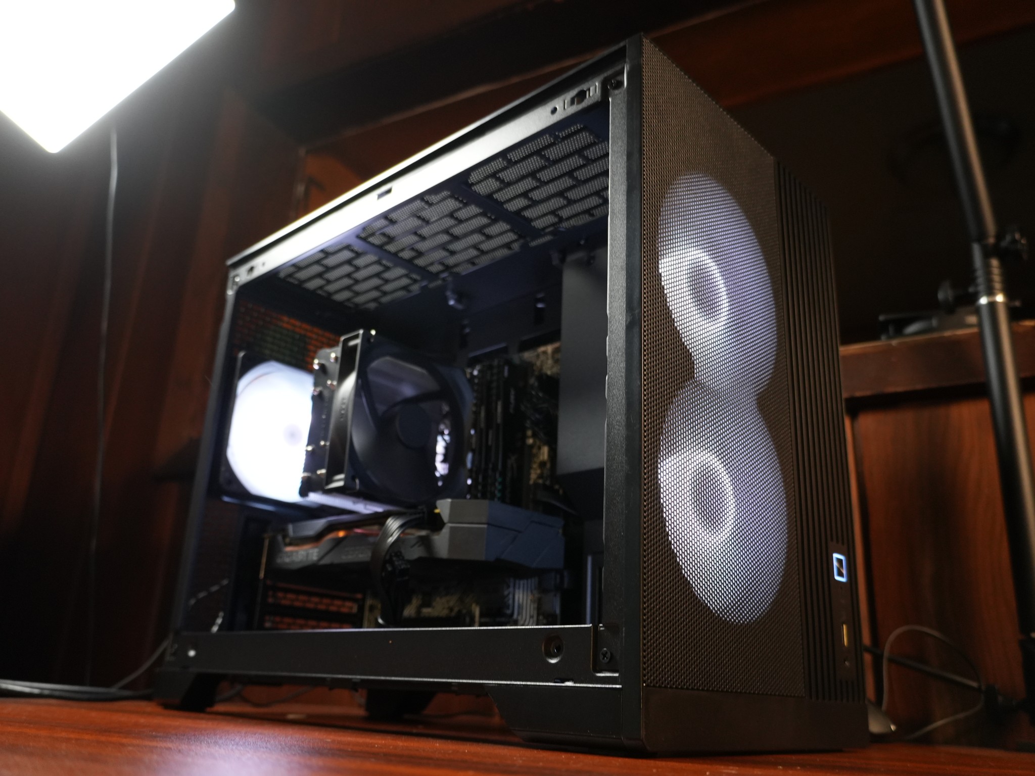 Dead-ND | RTX 2060 SUPER | I5 10400F | 16GB DDR4 | 500GB SSD | WINDOWS 11 PRO + WIFI & BT