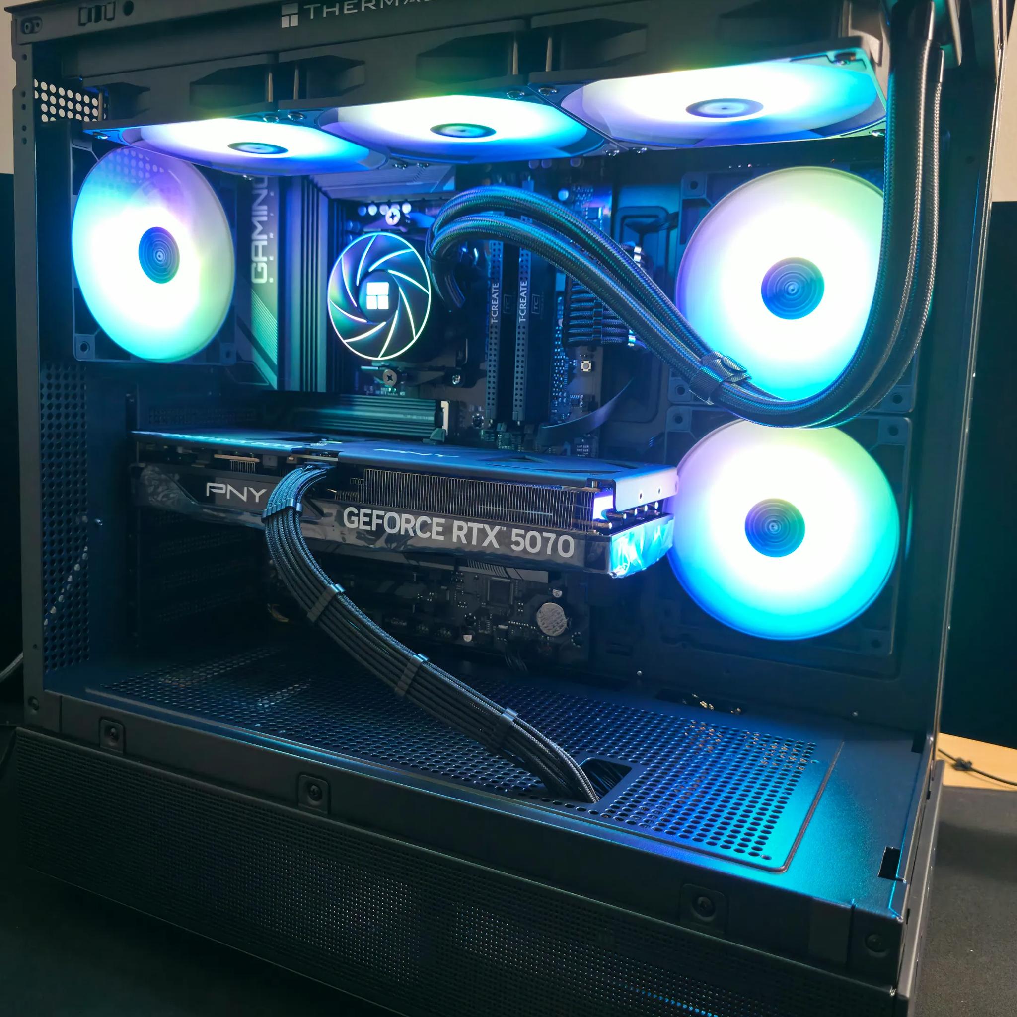 DARKMATTER | RTX 5070 OC | AMD R7 9700X | 32GB DDR5 6000 CL30 | 2TB | 360mm AIO | 850W PSU PCIE 5.0