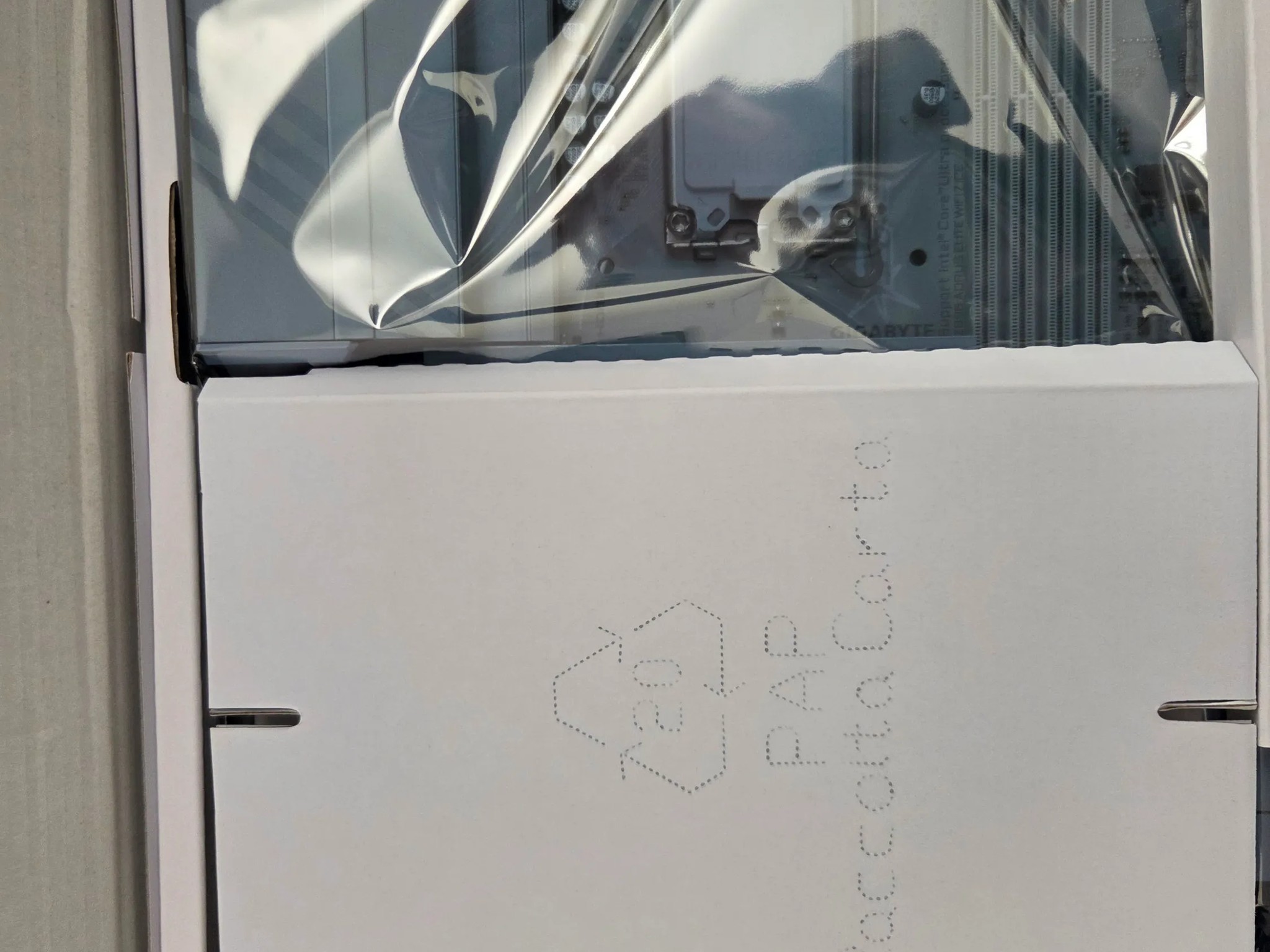 GIGABYTE Z890 AORUS ELITE WIFI7 ICE WHITE MOTHERBOARD