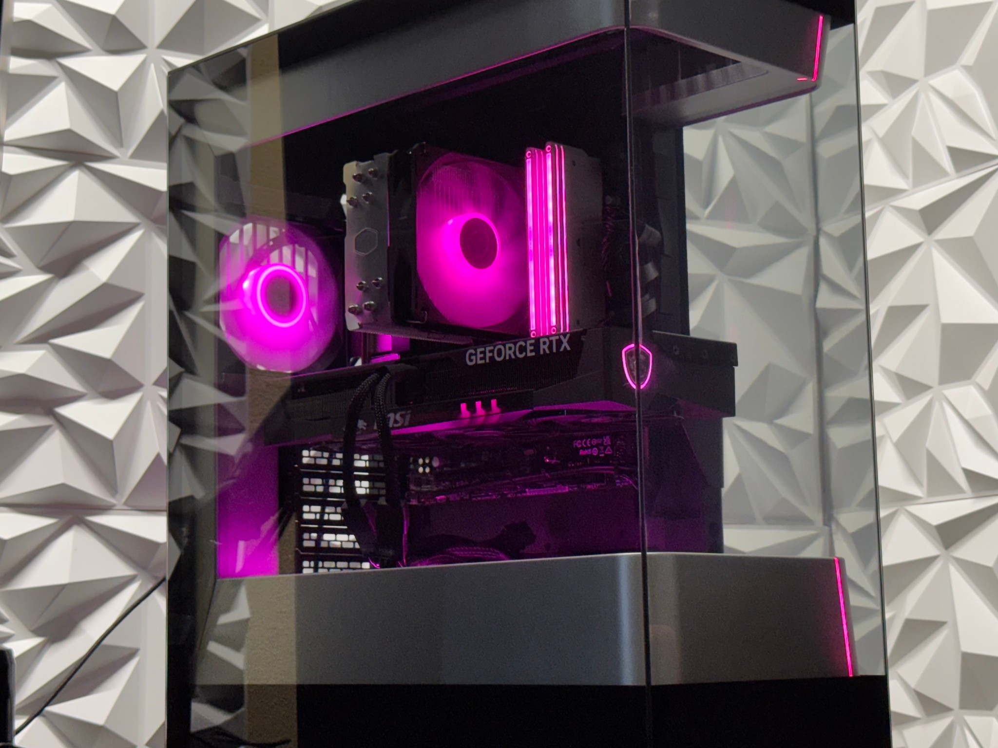 1080P/1440P Gaming Pc / RTX 5070 / Ryzen 7 / 32GB DDR5 Ram / 1TB SSD / full glass case