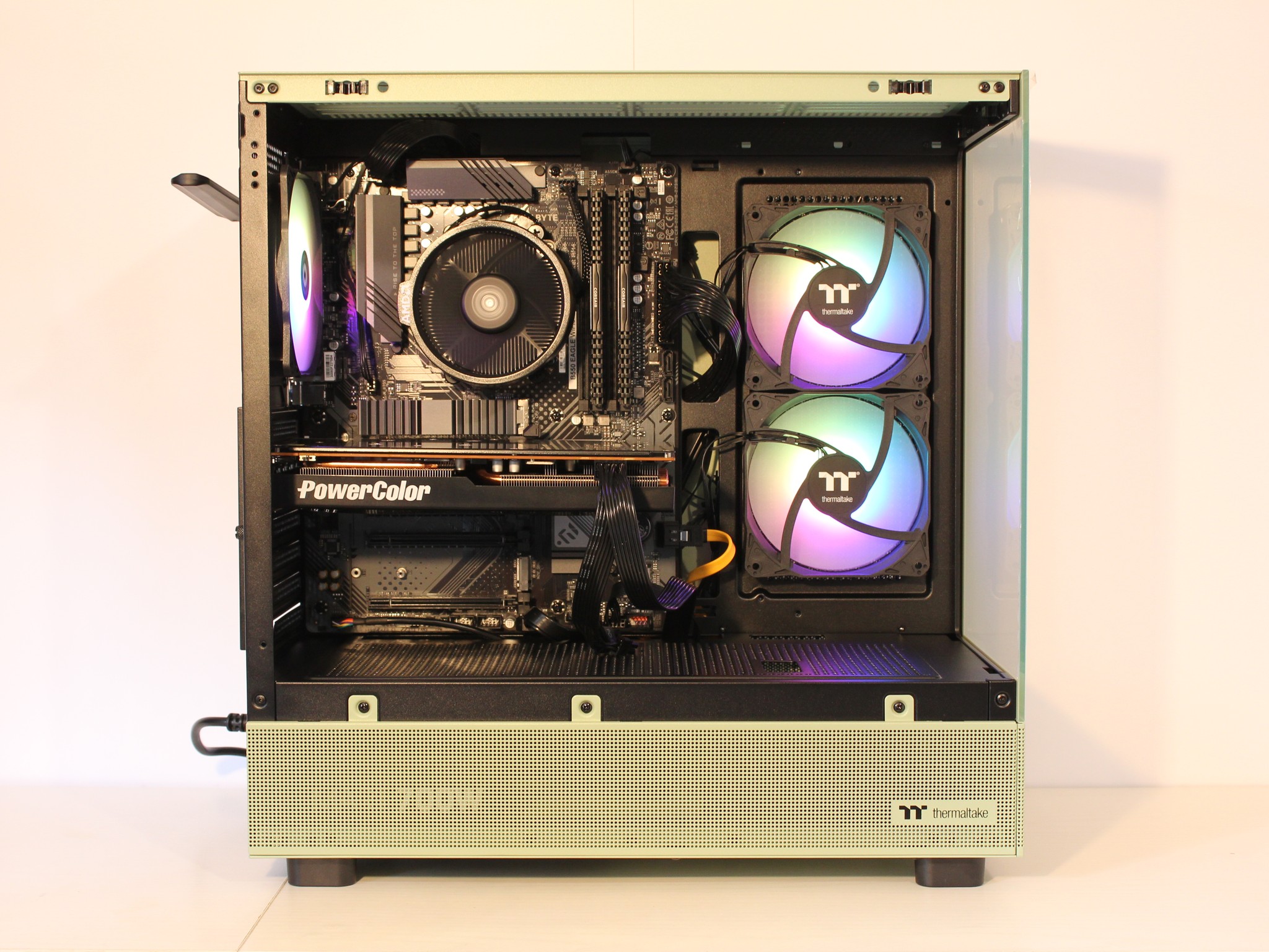 RX 5600 XT | Ryzen 5 5500 | 16GB DDR4 | 500GB SSD | Win11 | WiFI | 1080P Gaming PC