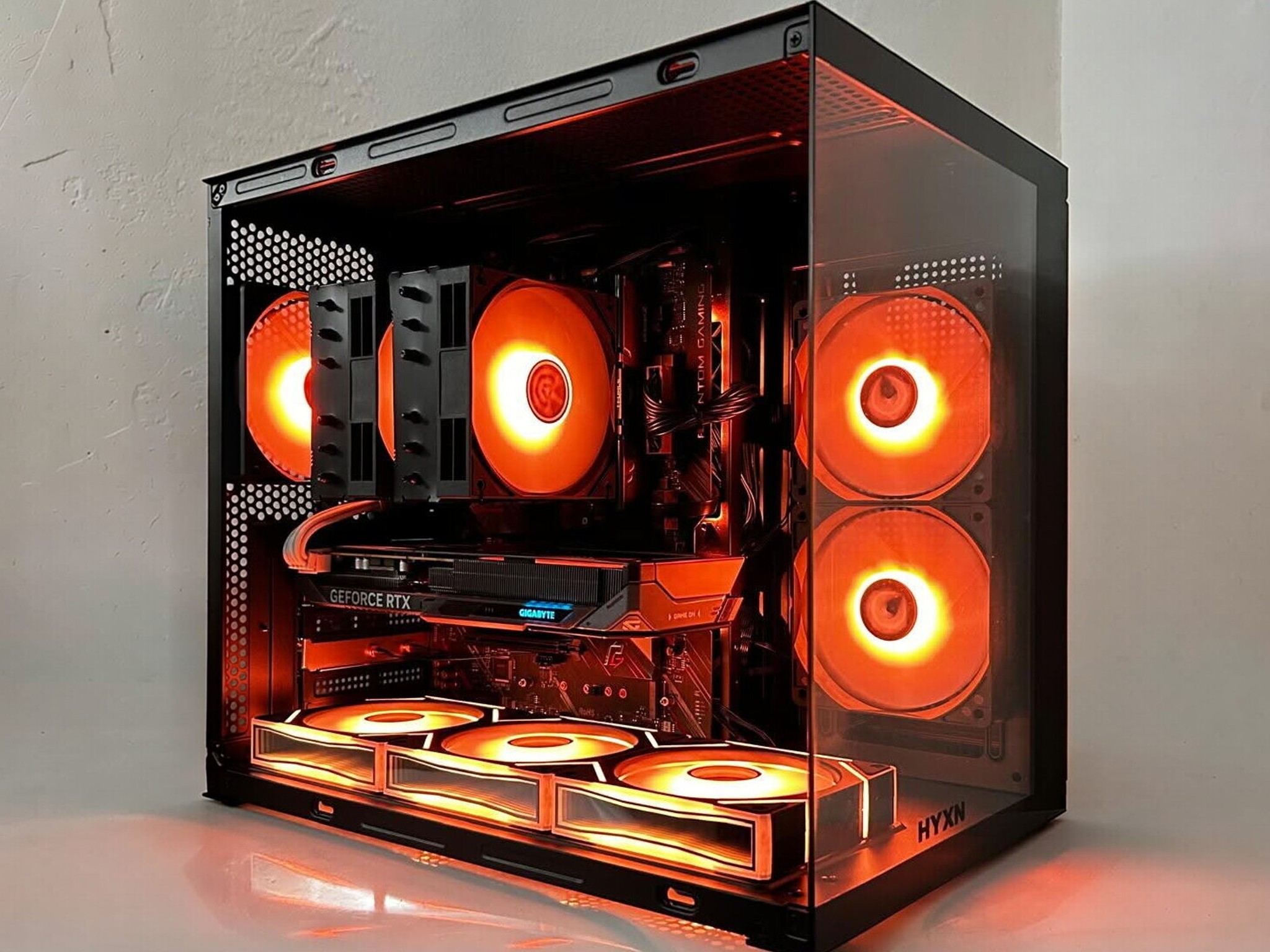 Gaming PC - RTX 5060, I5-9400F, 16GB DDR4, WIFI, BLUETOOTH, ARGB