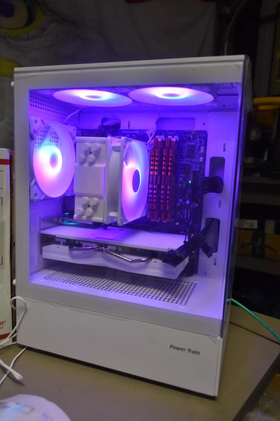 GAMING PC INTEL i7 3770 rx580 8 gb 24gb ram 500 WT PSU BUILT IN WIFI & BLUETOOH 512 GB M.2 &250 HHD