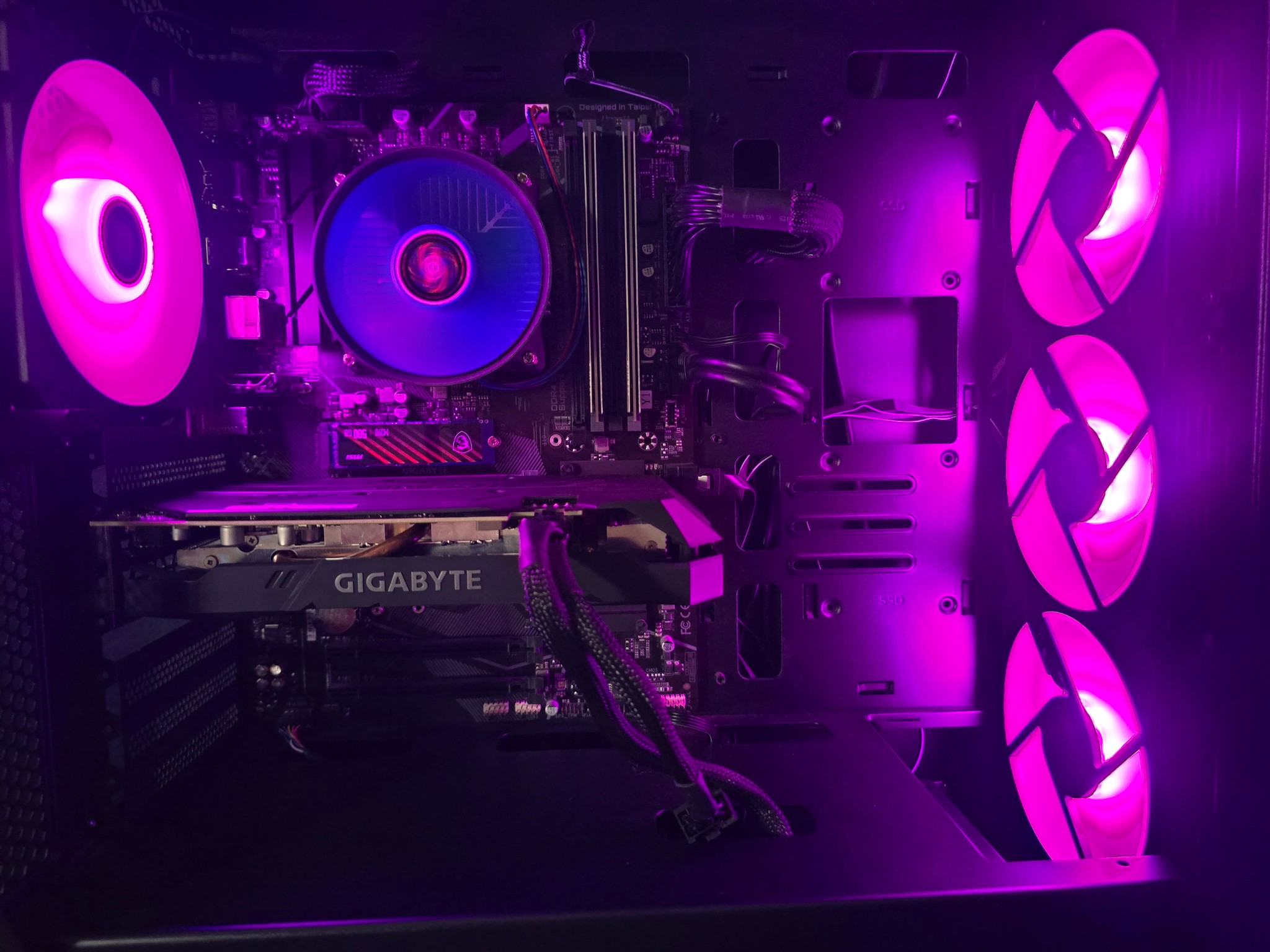Ibuypower prebuilt- gigabyte 1660ti - Core i7-11700F, 16GB RAm