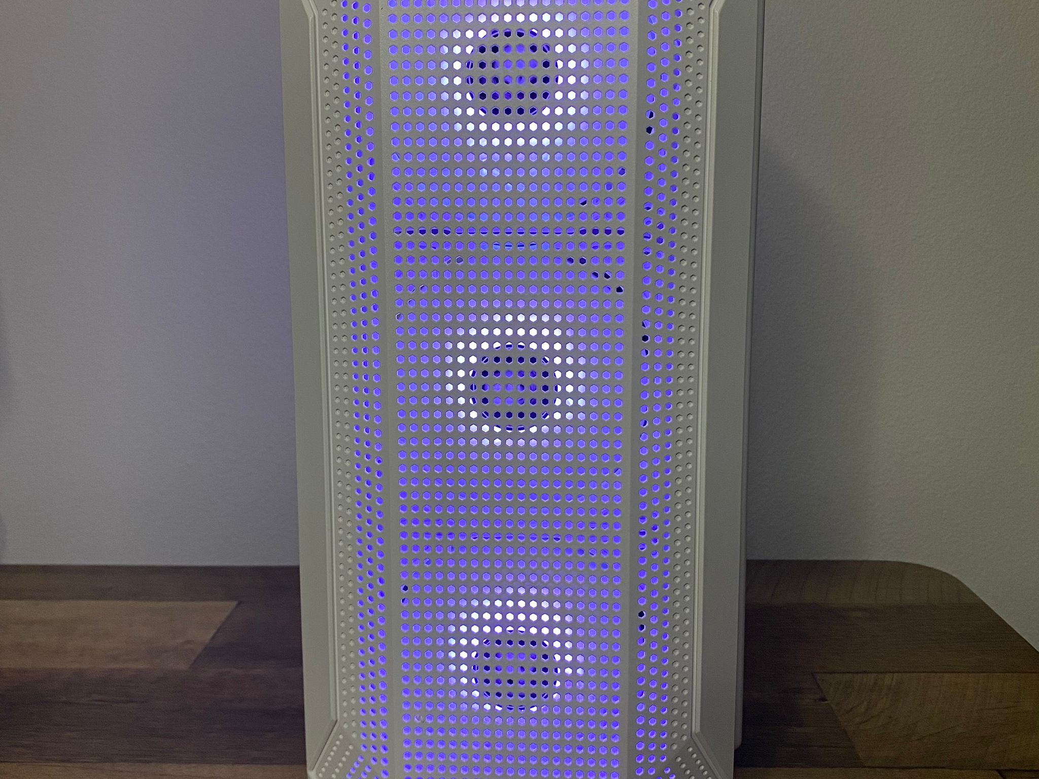 Gaming PC 4K - RTX 2070 8GB Nvidia - i3 10100F intel - 16GB 3200mhz ram - 500GB NVMe - ARGB - White