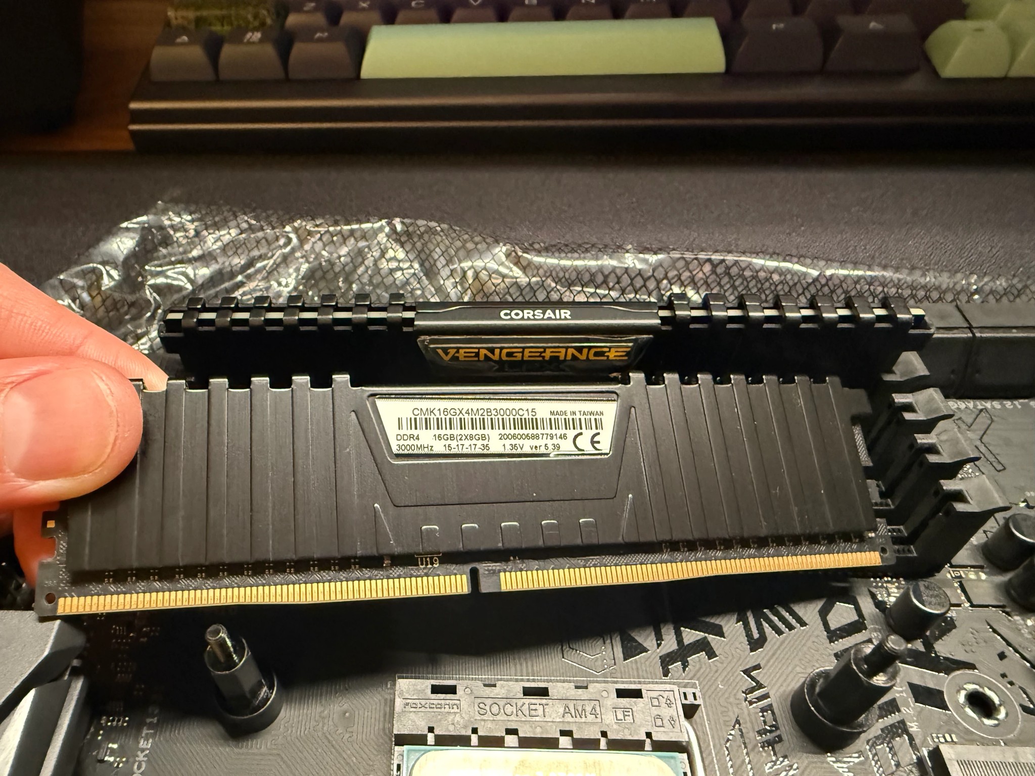 ROG STRIX B450-F Gaming w/ Ryzen 7 2700x, 16g Memory, Kraken x53 AIO, EVGA 600BQ & Extras Read Desc.