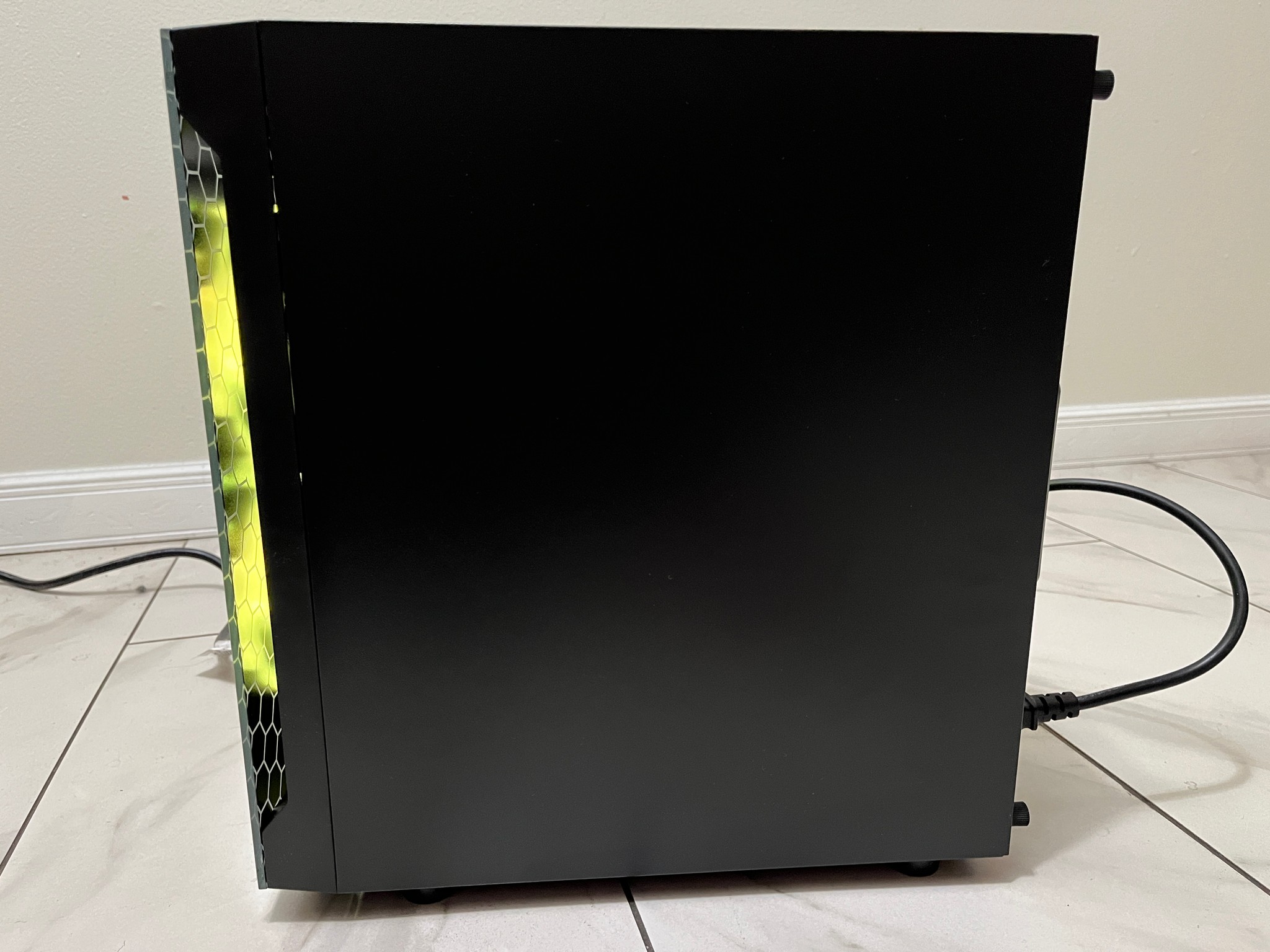 Super Budget Gaming PC - Intel i7-4790, AMD R7 360 2GB, 16GB RAM, 1.1TB Storage, w/ Wi-Fi, BT & RGB