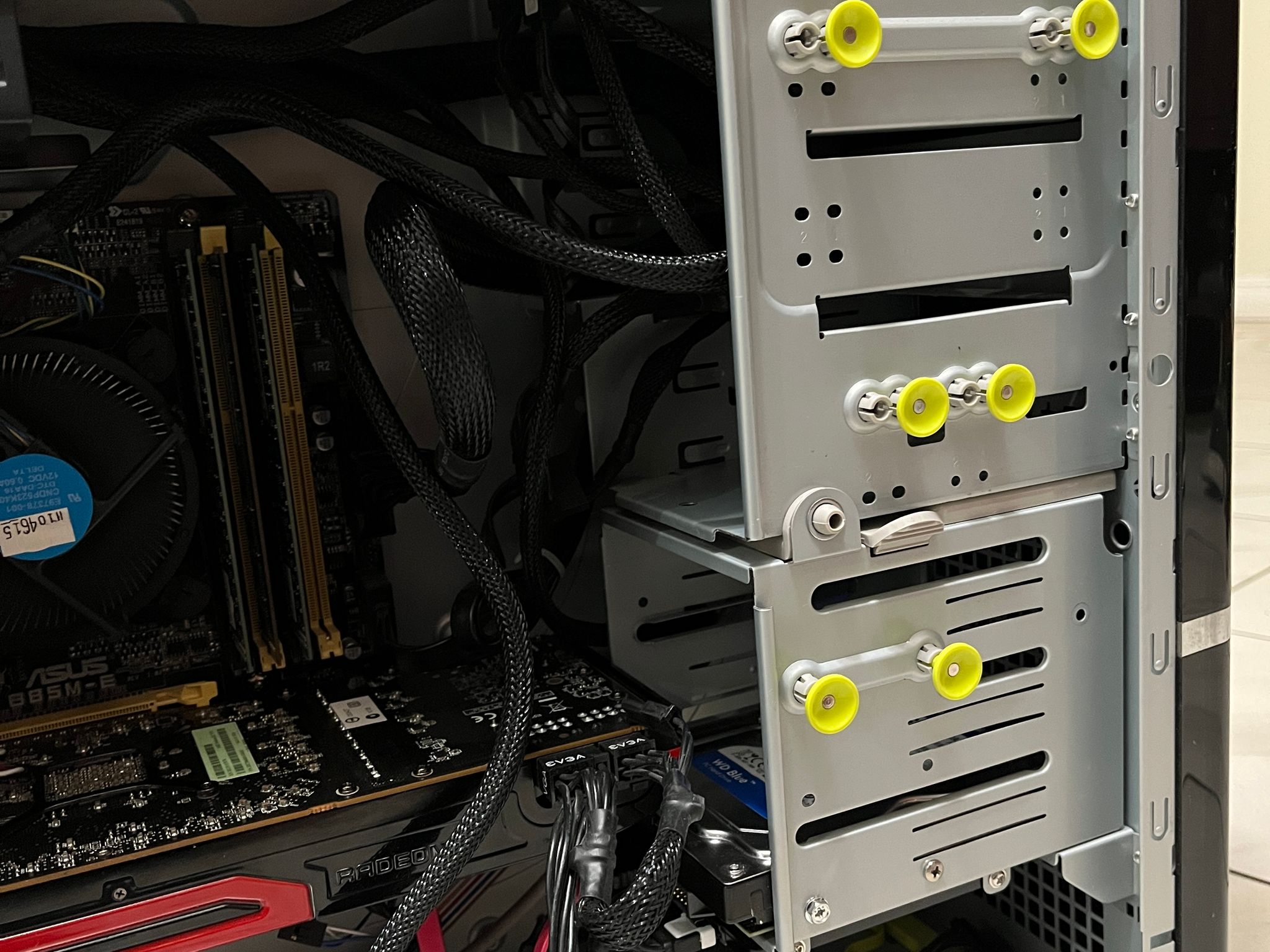 Budget Gaming PC-Intel i7-4790,AMD HD 7970 3GB, 16GB RAM, 750GB Storage, w/ Wi-Fi & BT
