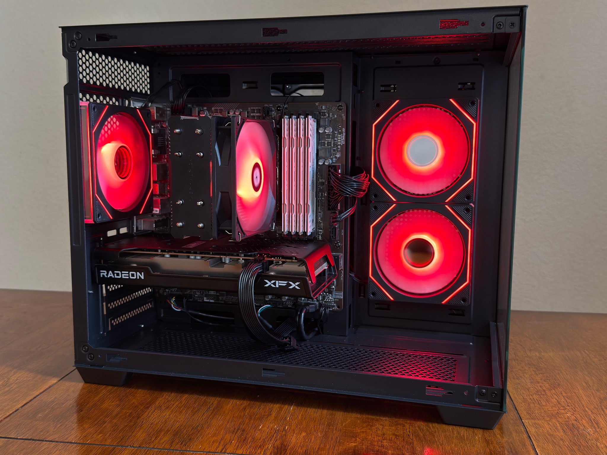 Budget Gaming PC | RX 7600 | Ryzen 2600X | 16GB Ram | 500GB NVME + 1TB HDD | WiFi and BT |Windows 11