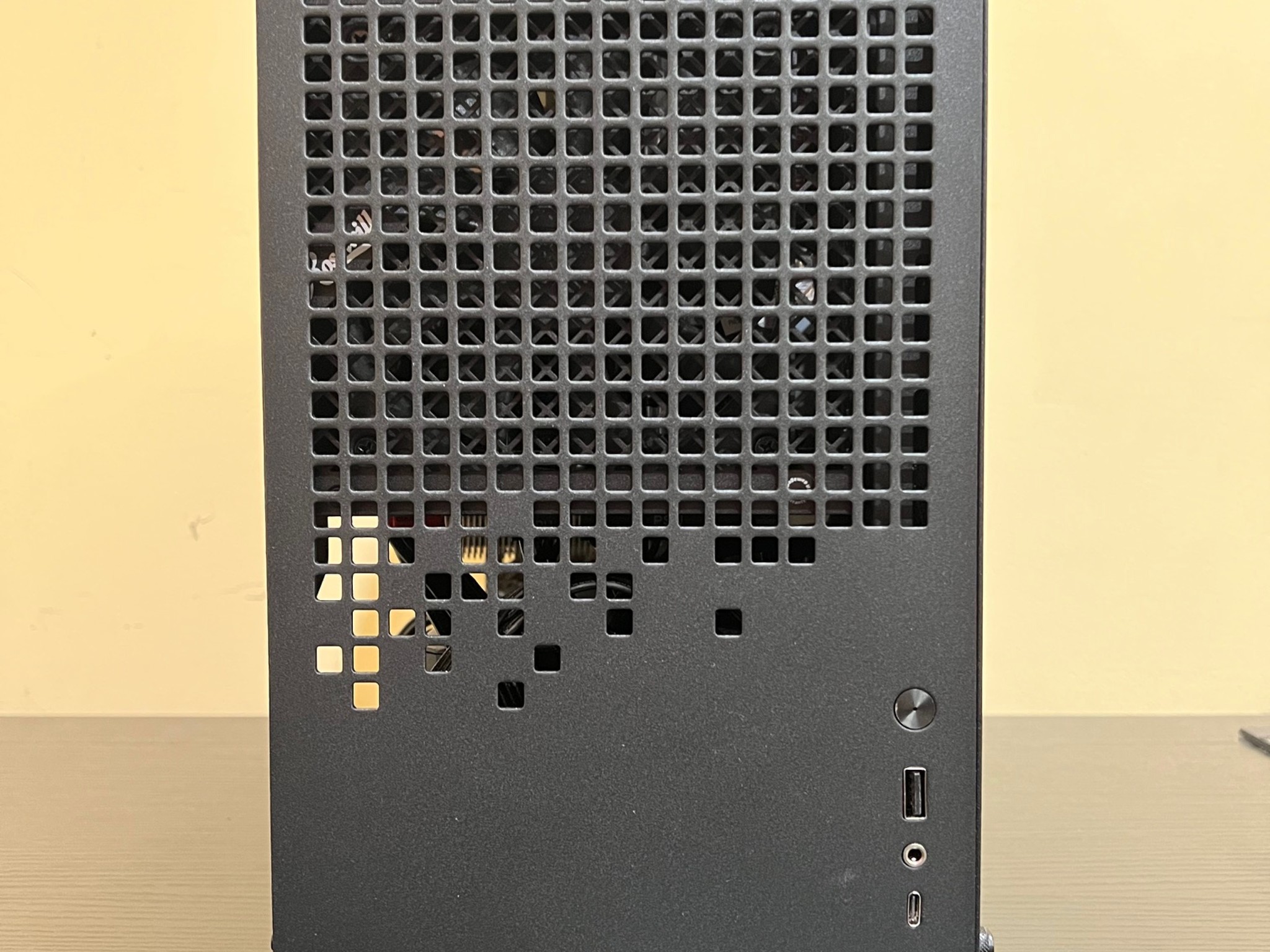 RYZEN 7600X3D, RTX 5070, 32GB DDR5, 1TB NVMe GEN5
