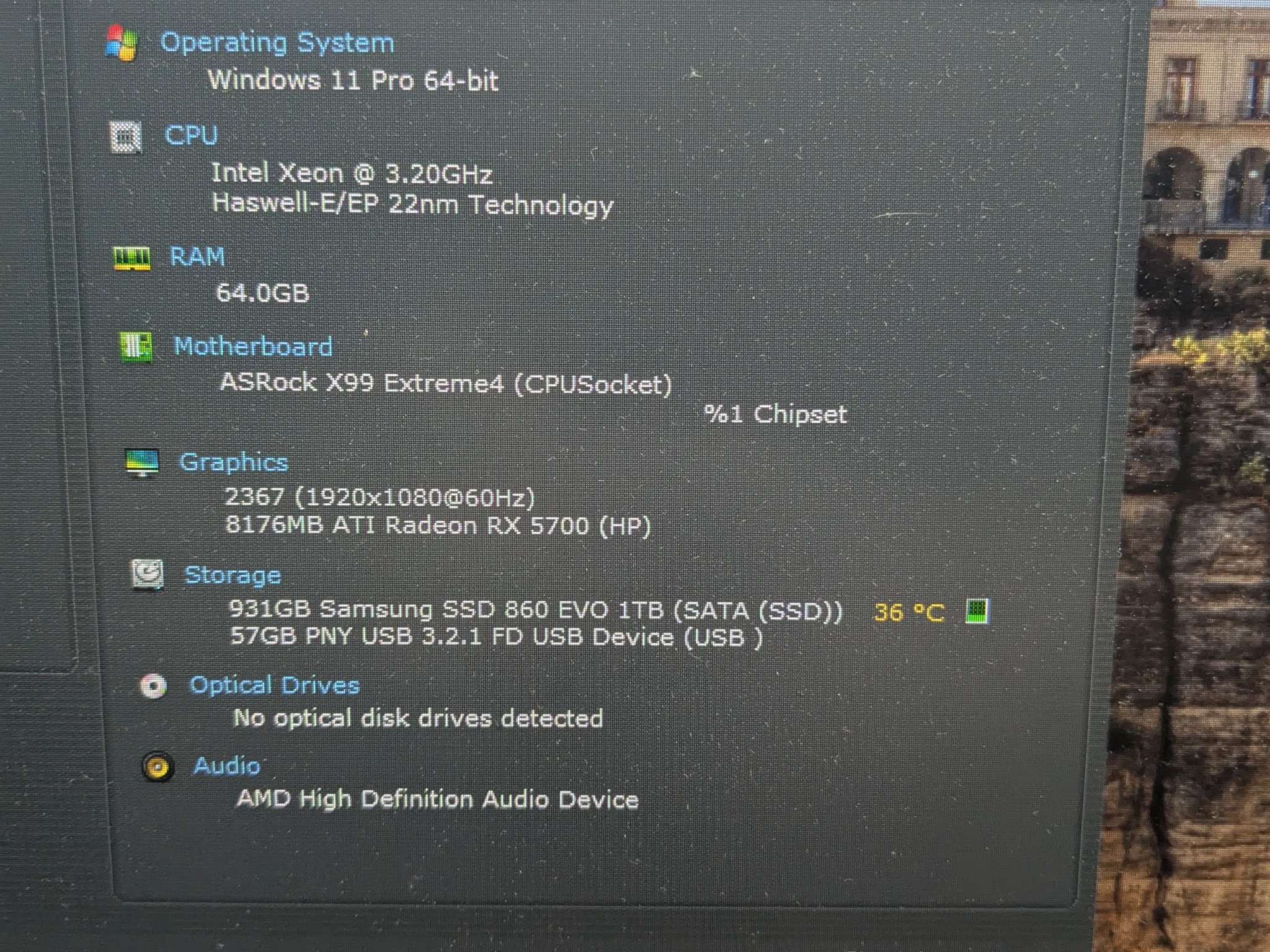 Workstation Gamer | 8 Core Xeon (same as i7), 64GB RAM, 8GB RX 5700, 1TB SSD, Win11, RGB, Wifi