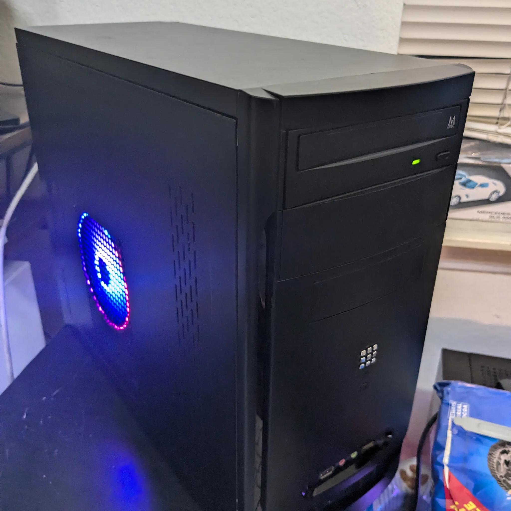 Entry Level | i5-4670, 16GB RAM, RX 570 8GB, 400GB SSD, Win10