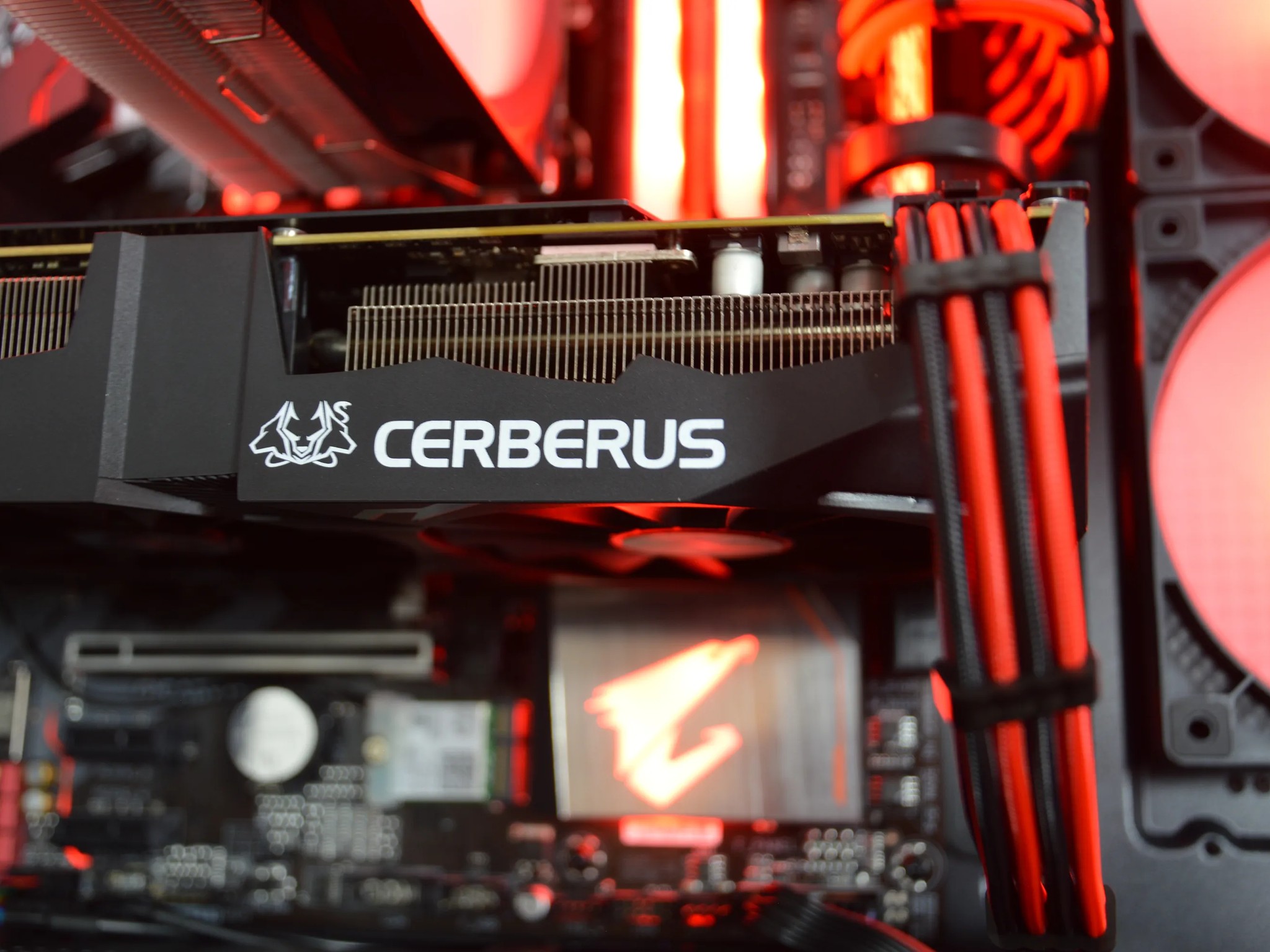 🔴🐺| GTX 1070Ti 8GB | INTEL i7 8700k | 16GB DDR4 RAM | 1TB NVME SSD | Crimson Cerberus |