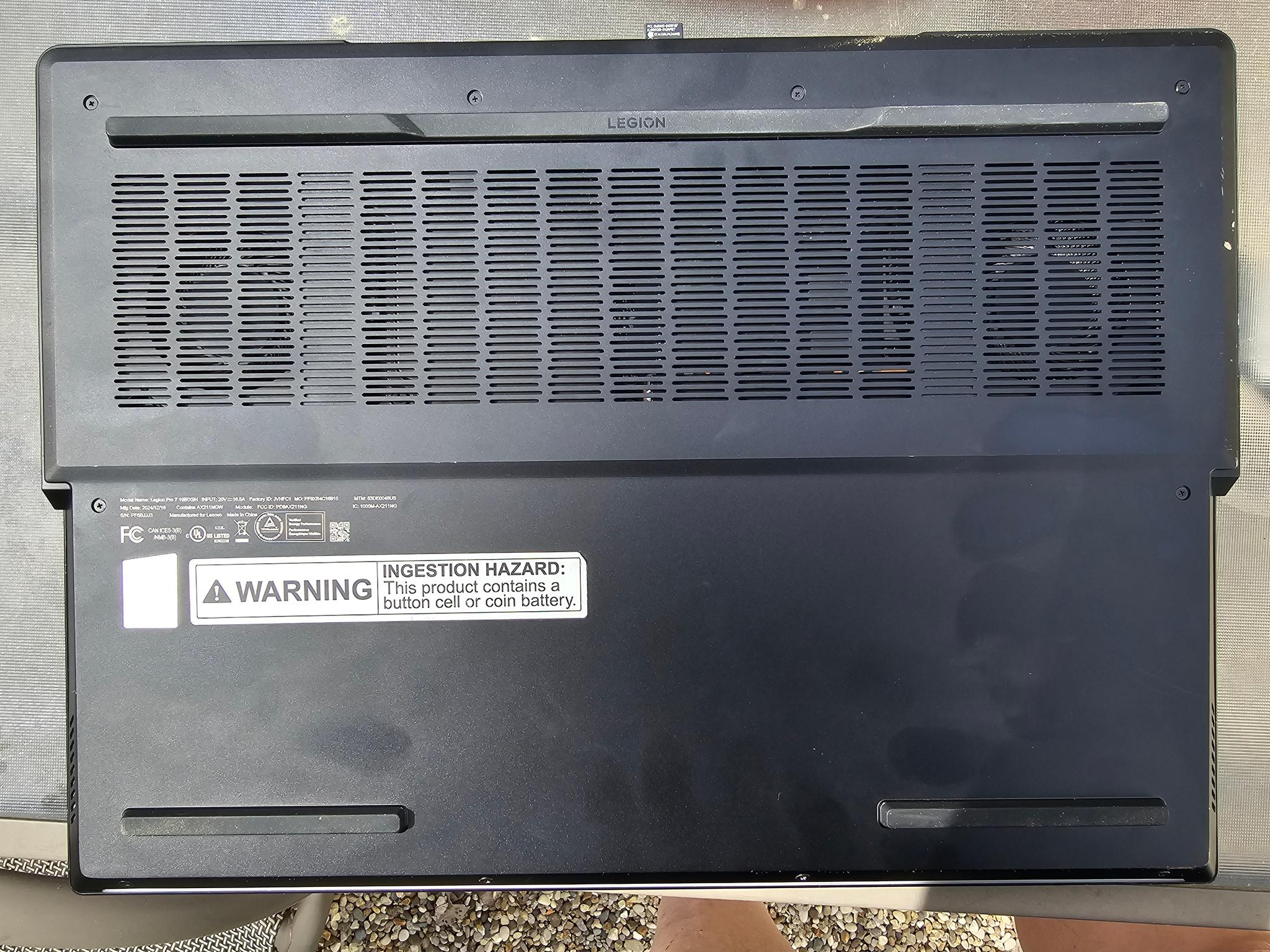 Lenovo Legion Pro 7 16IRX9H 4080 Gaming Laptop