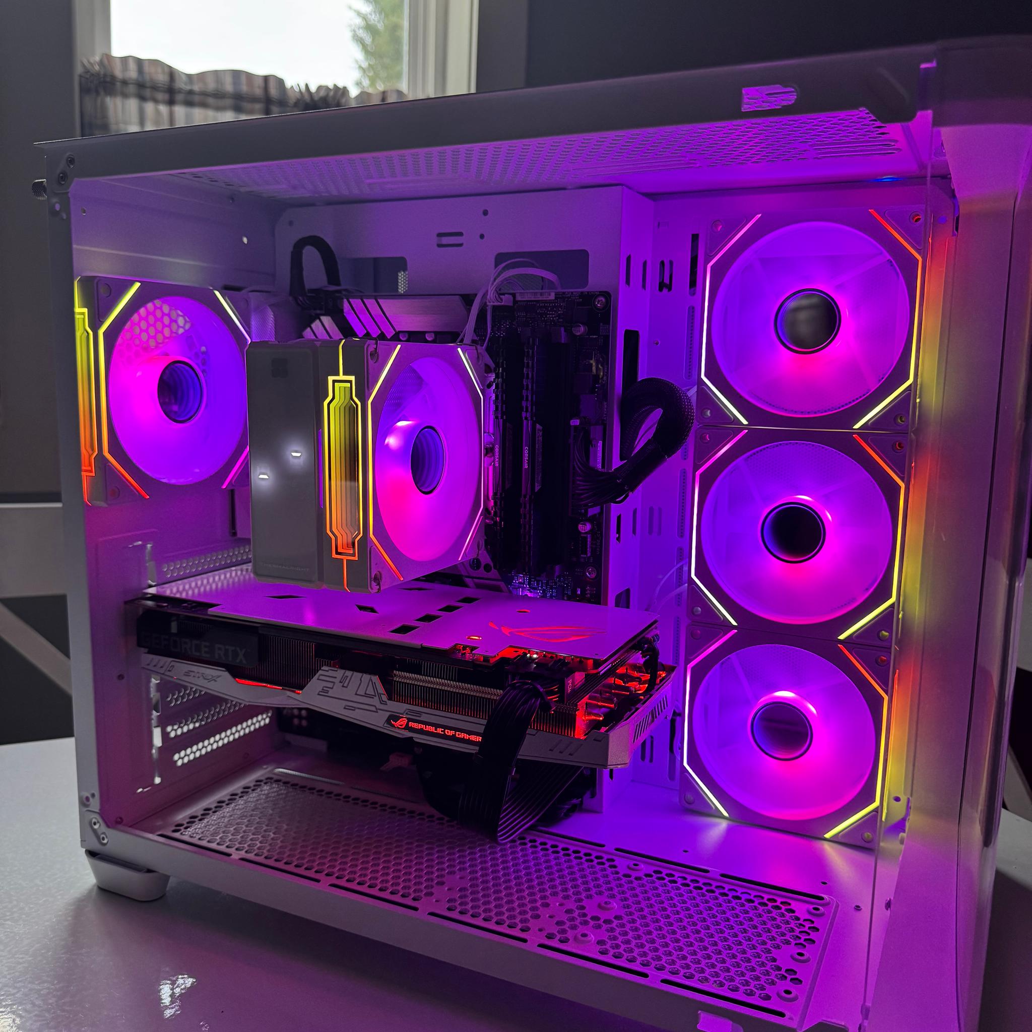 !!Panda themed gaming PC!! Ryzen 5 4500 - 2060 - 16 GBs - 512 Nvme