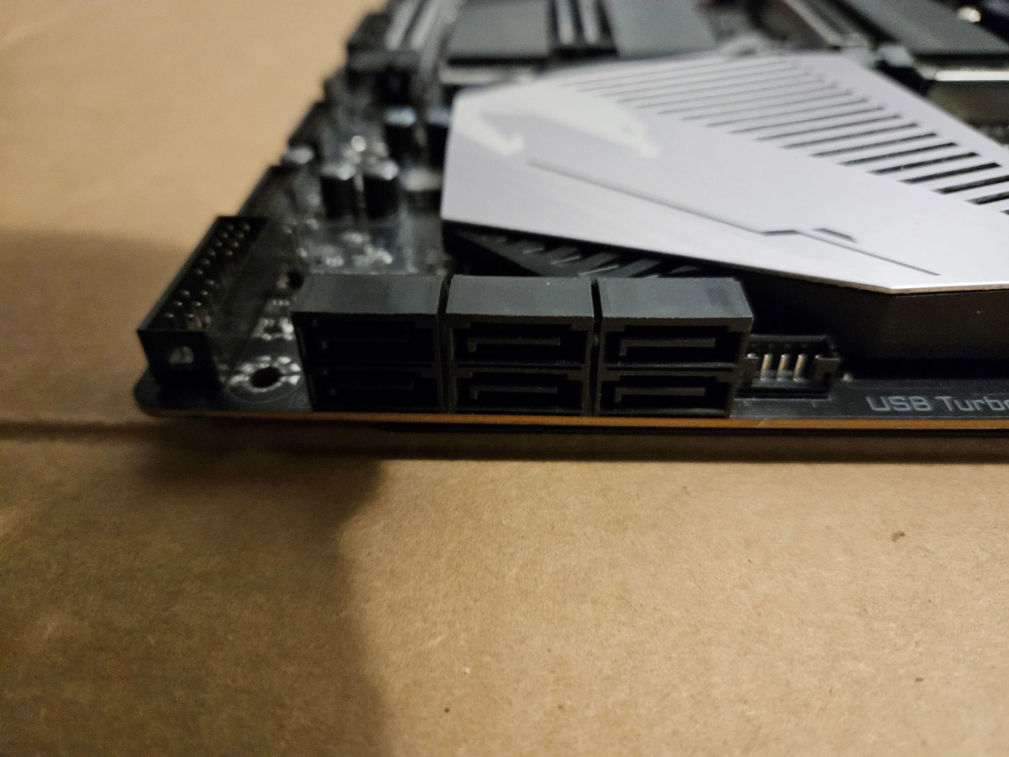 Gigabyte Aorus X570 Master - Socket AM4 - WiFi -USED