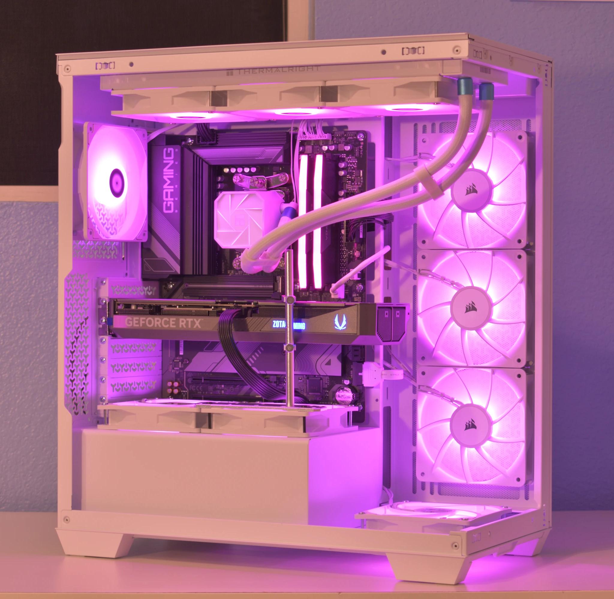 🚀Performance Gamer🚀 Ryzen 7 7700X | RTX 5070 12GB | 32GB DDR5 | 1TB nVME SSD | White | RGB+Wifi