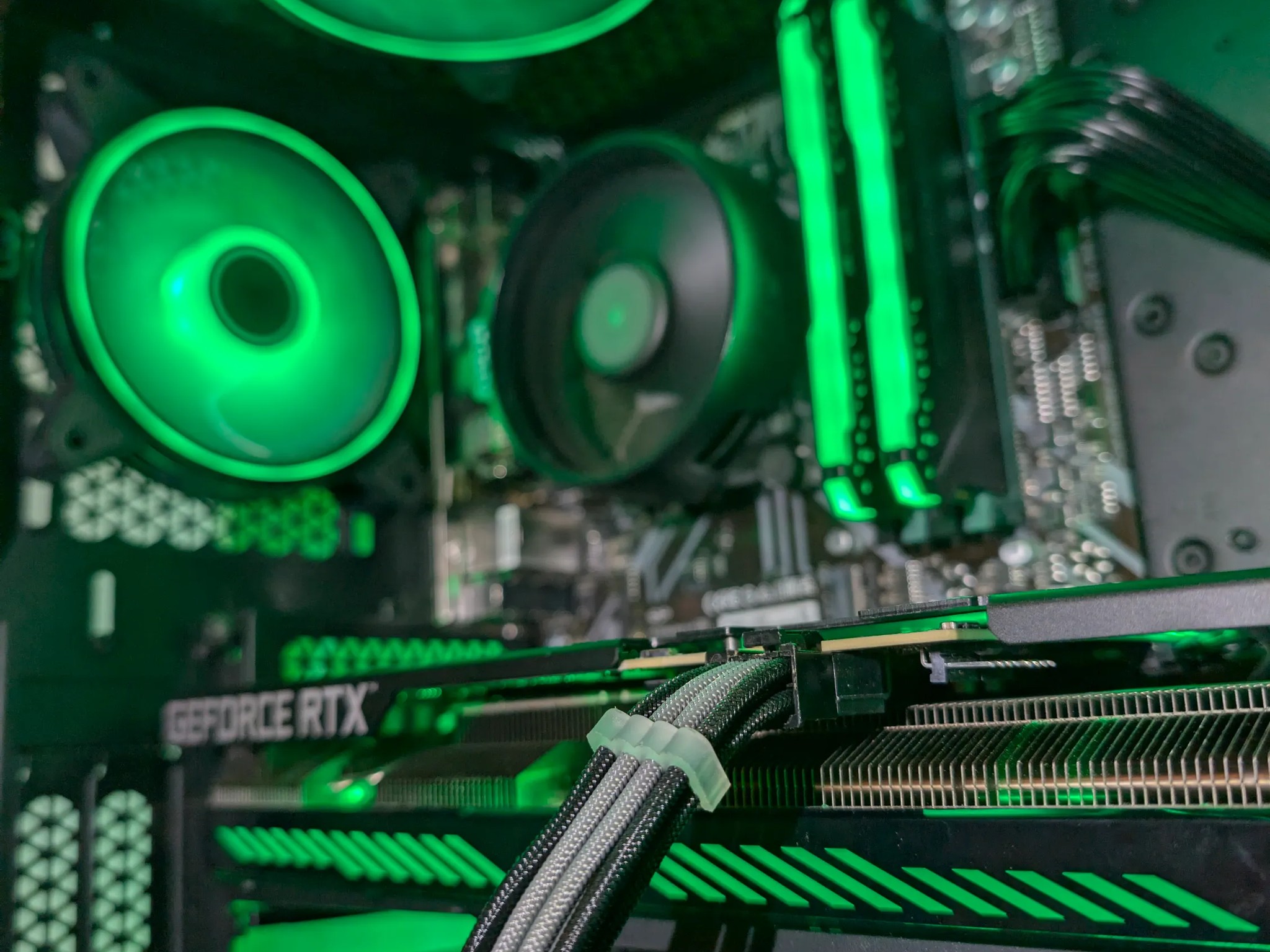 Ryzen 5 5600X, STRIX RTX 3060, 32GB Ram || GAMING AND STREAMING PC ||