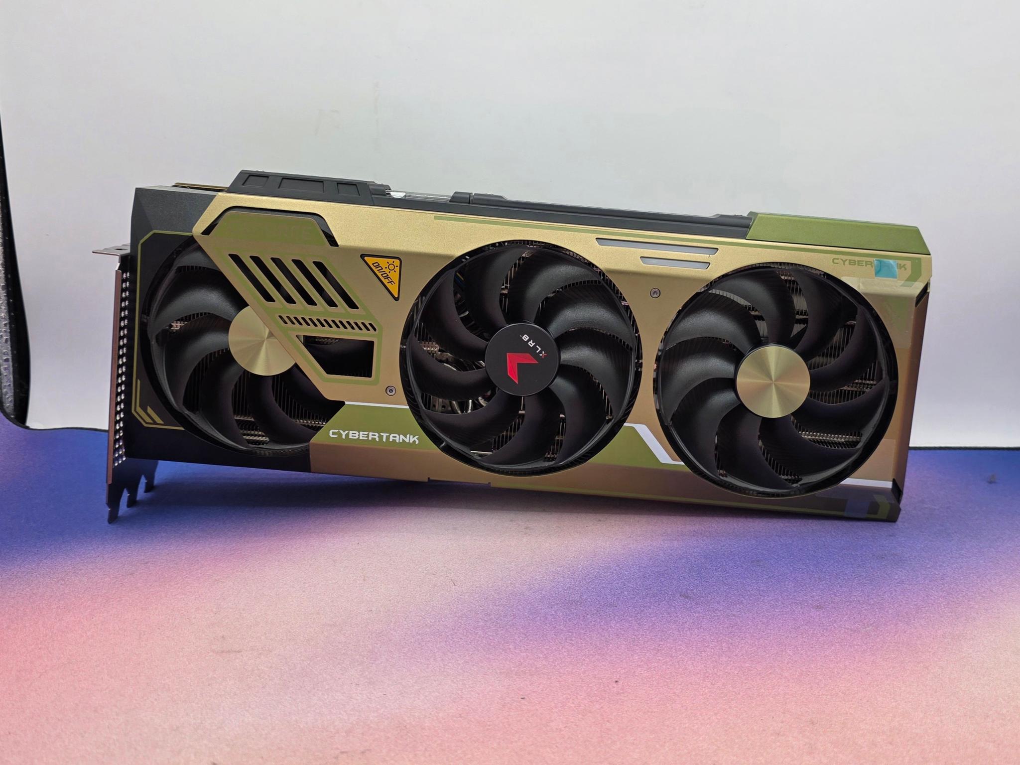 PNY XLR8 UPRISING RTX 4080