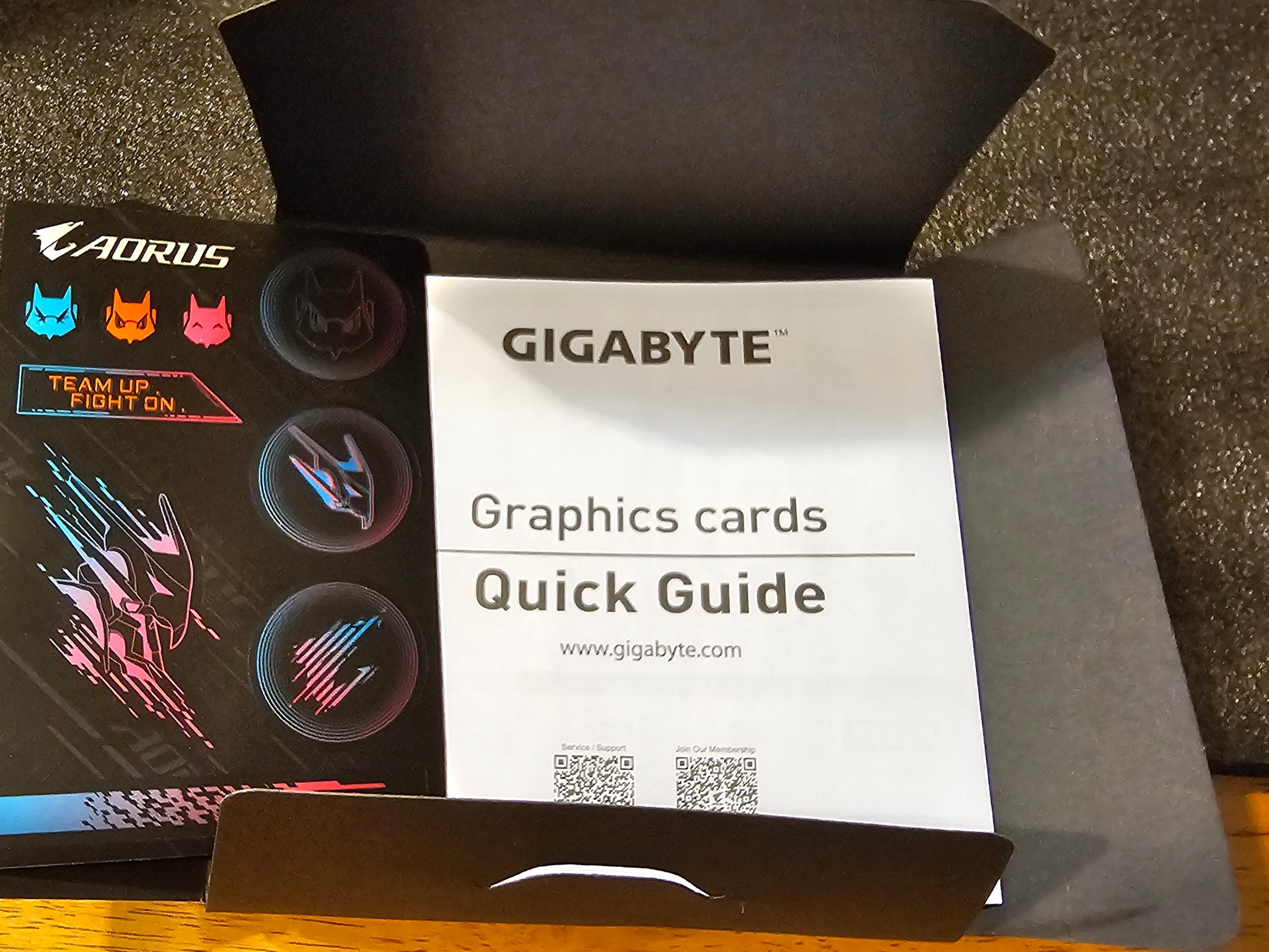 RTX 5080 Aorus XTREME Waterforce 16GB GDDR7 New open box with warranty