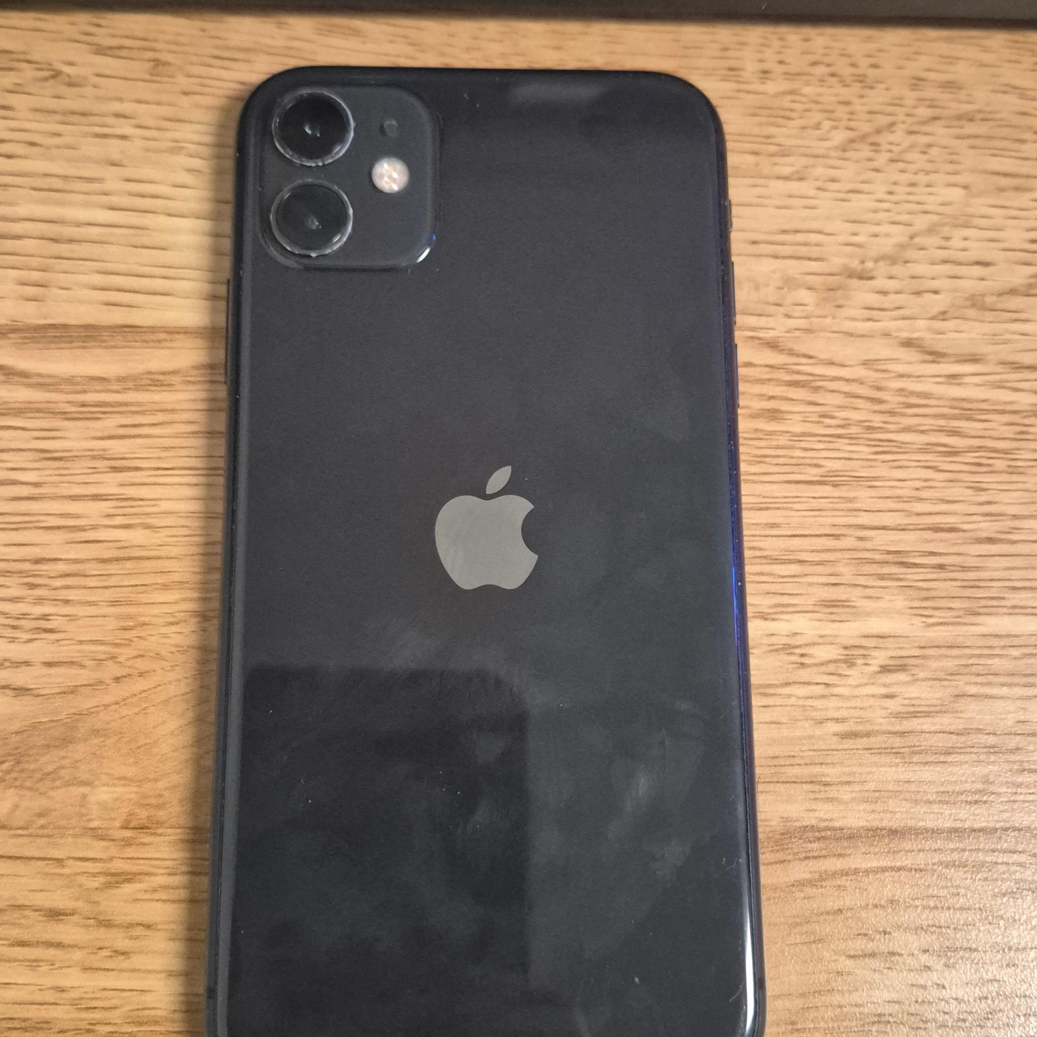 iPhone 11 64GB Unlocked