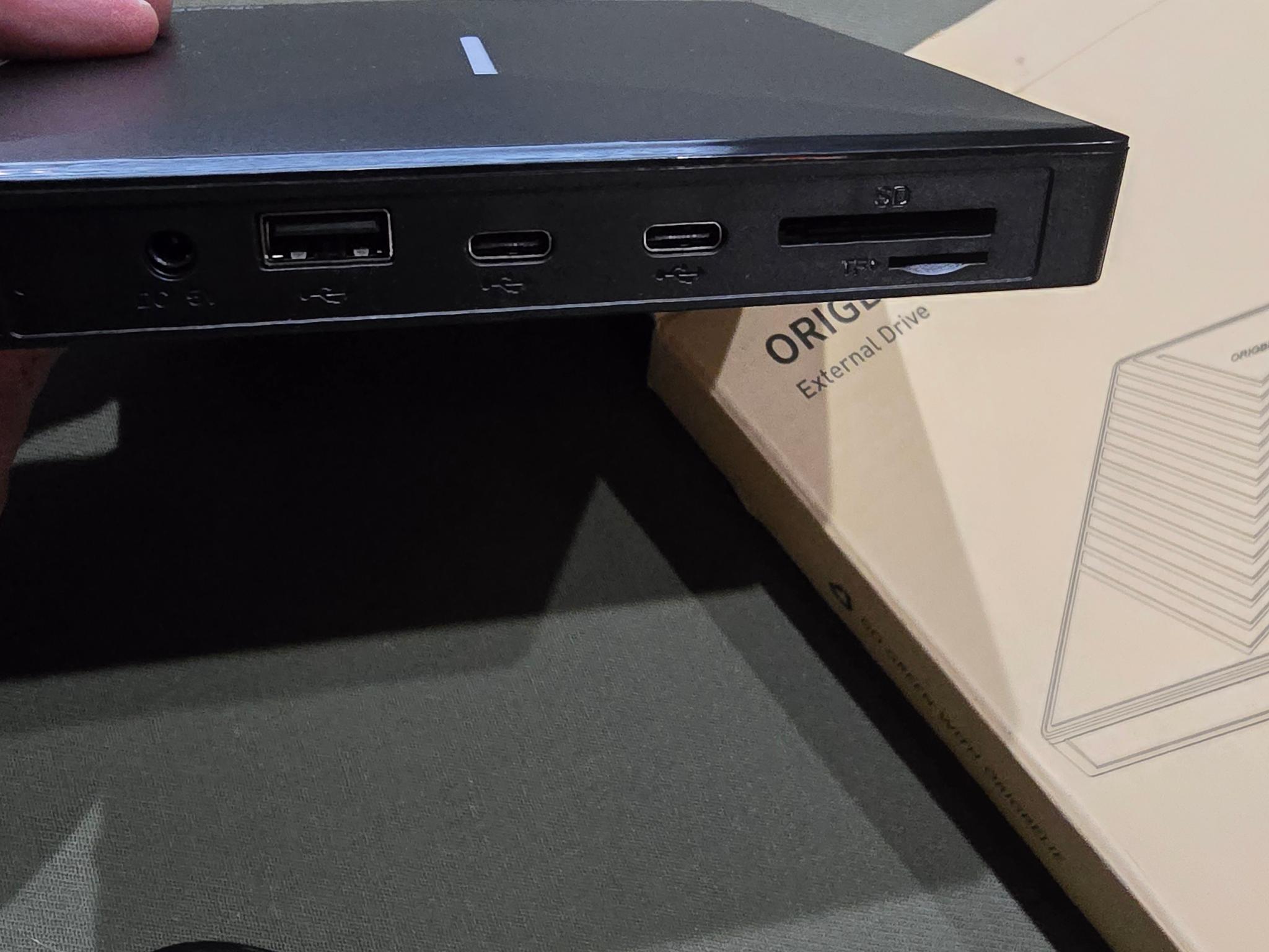 External Drive 4 USB Ports 2 TF/SD Card Slots USB 3.0 Portable CD/DVD Disk Player Reader Writer