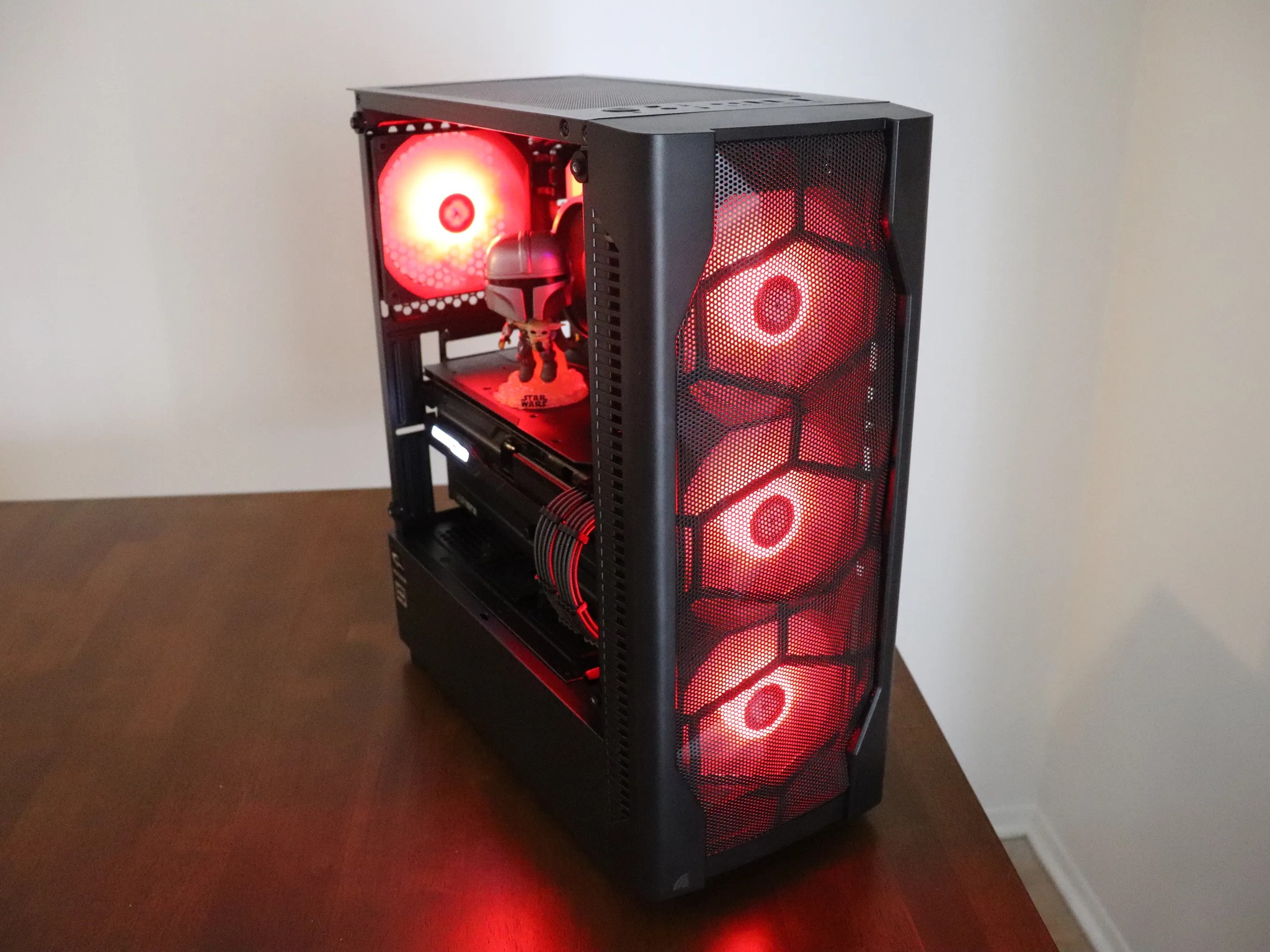 💫 The Mandalorian 💫 Ryzen 5 4500 - Radeon RX 5700 - 16 GB RAM - 500 GB SSD