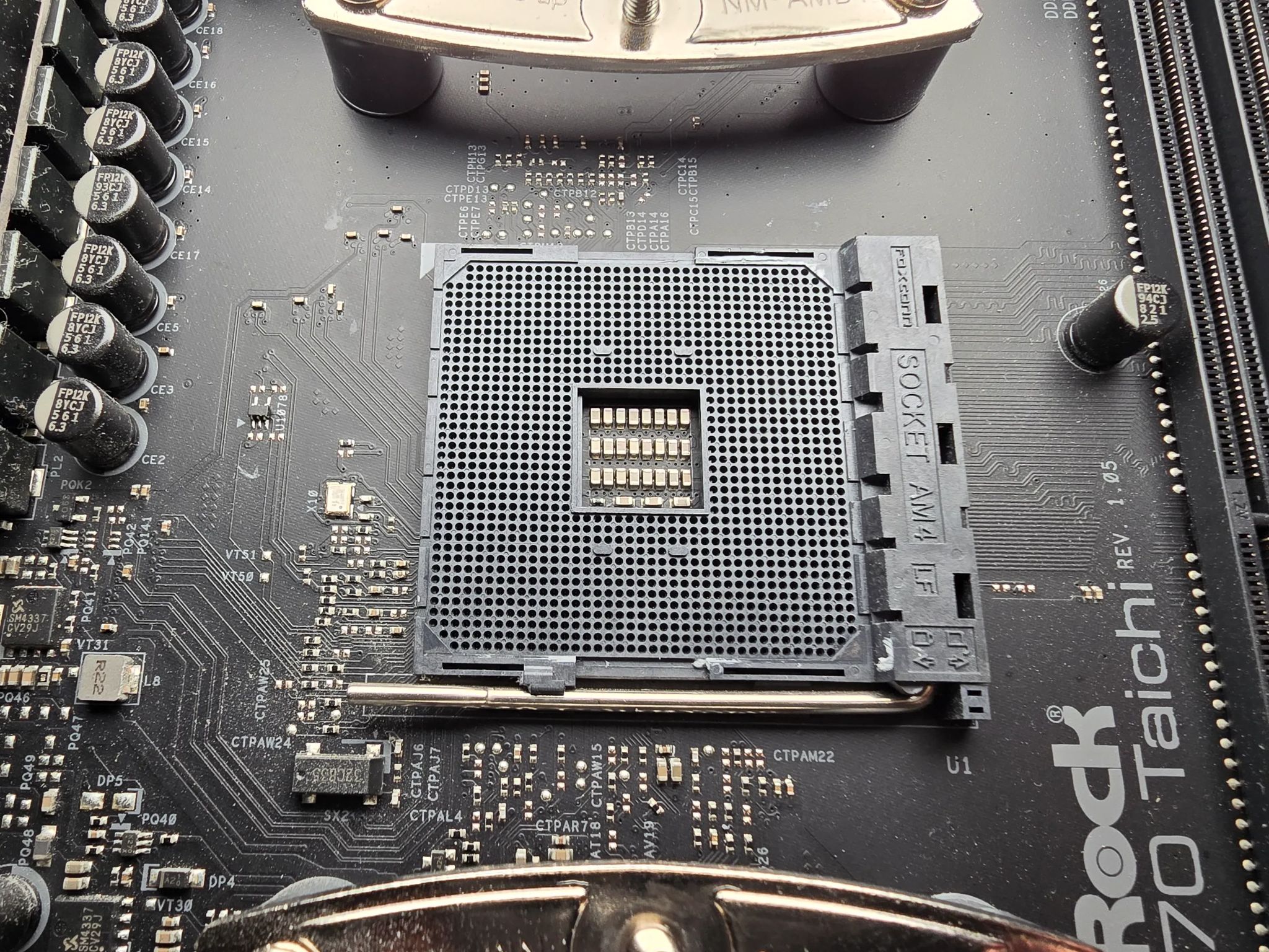 ASRock X570 Taichi AM4 AMD Motherboard | Jawa