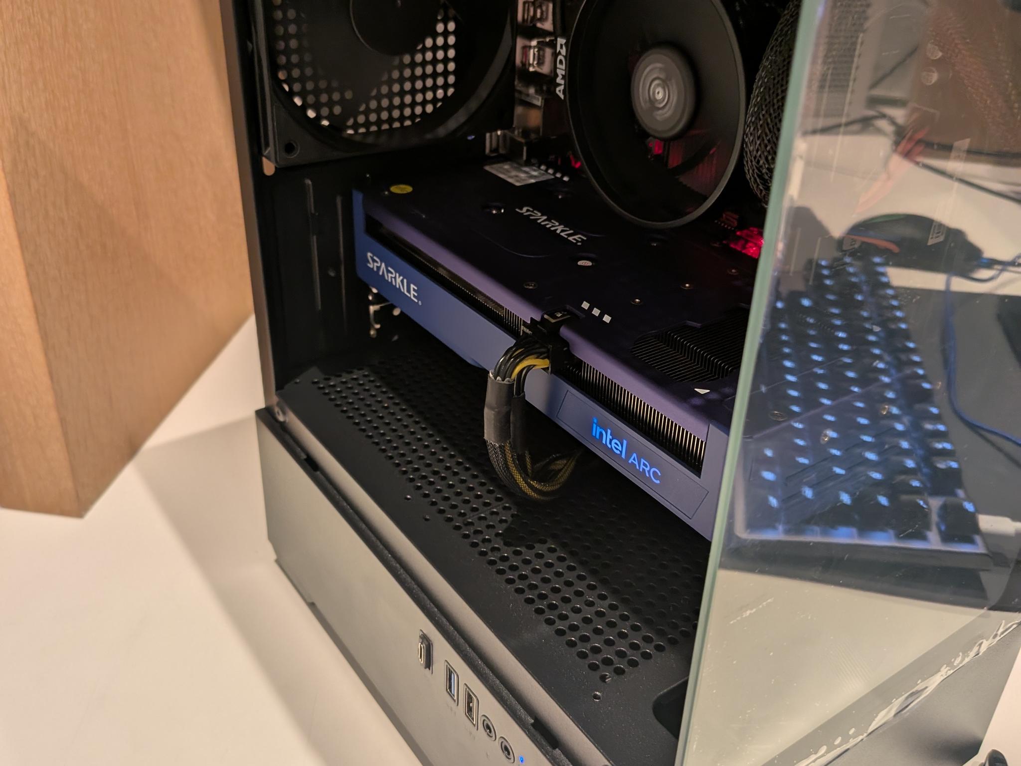 1080p College Hunk - Intel Arc B570, Ryzen 5 5600, 32 GB RAM, 2 TB NVME