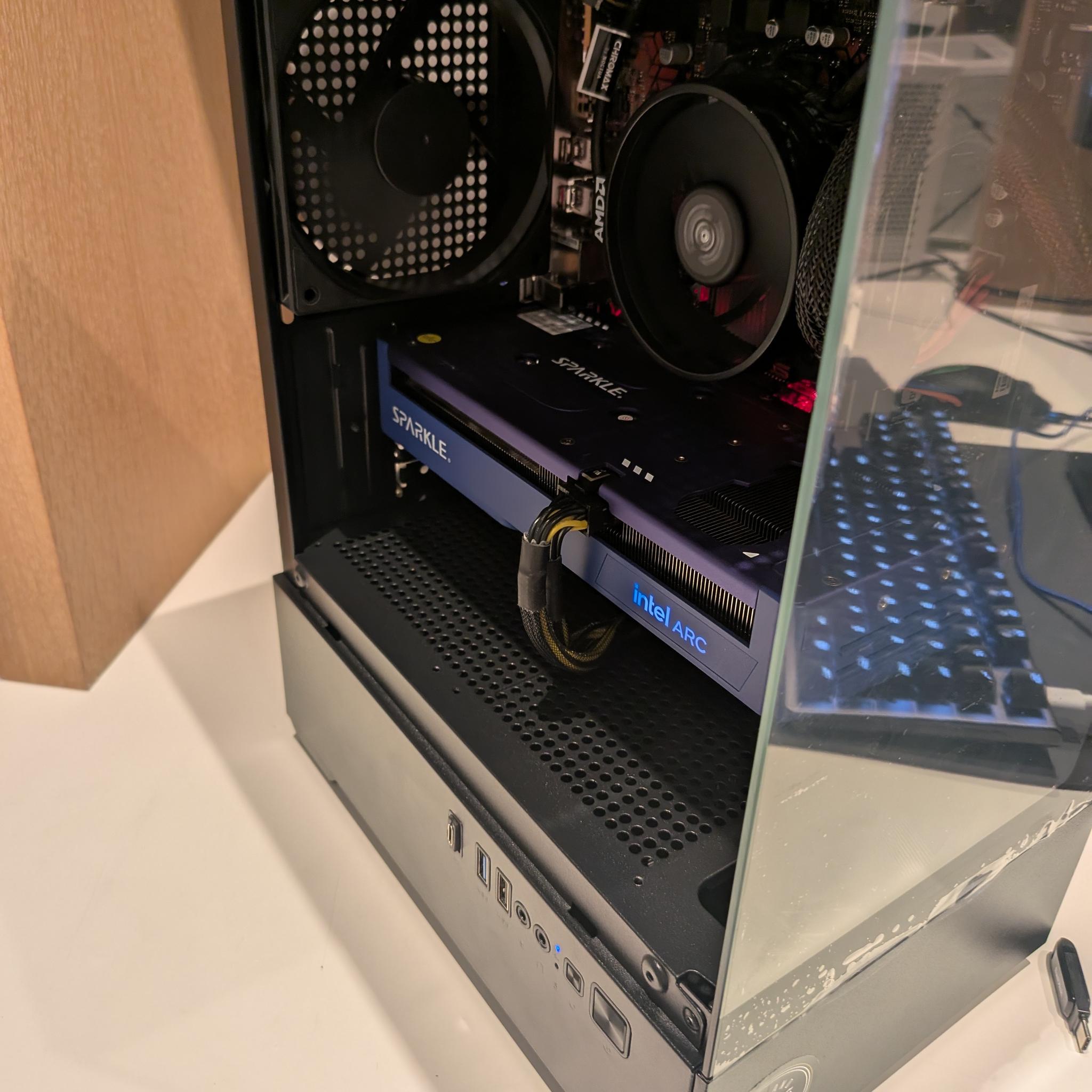 1080p College Hunk - Intel Arc B570, Ryzen 5 5600, 32 GB RAM, 2 TB NVME