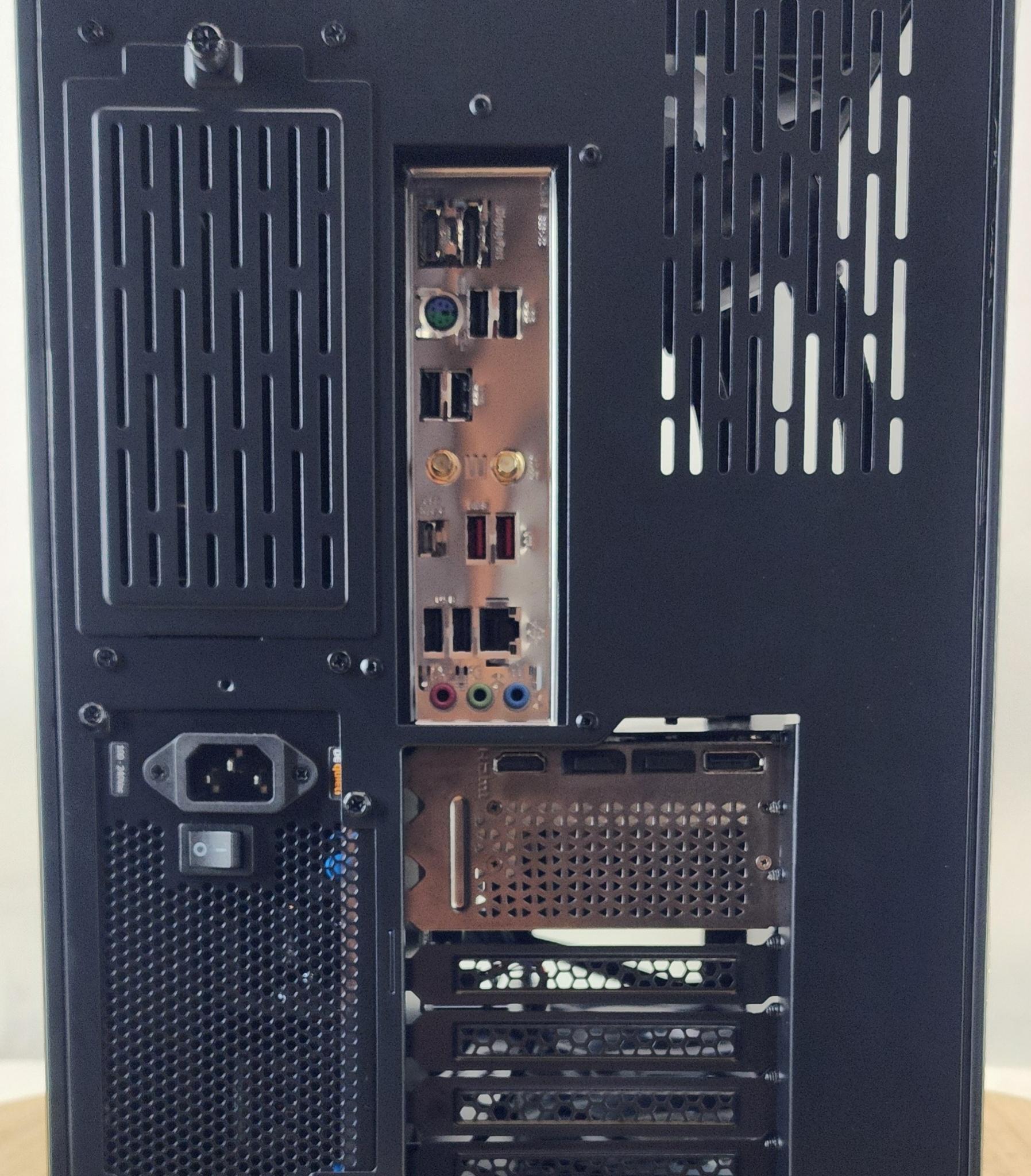 Gaming PC Ryzen 7 9800X3D 32GB RAM 1TB SSD RTX 4080 SUPER 16GB Win11 Computer