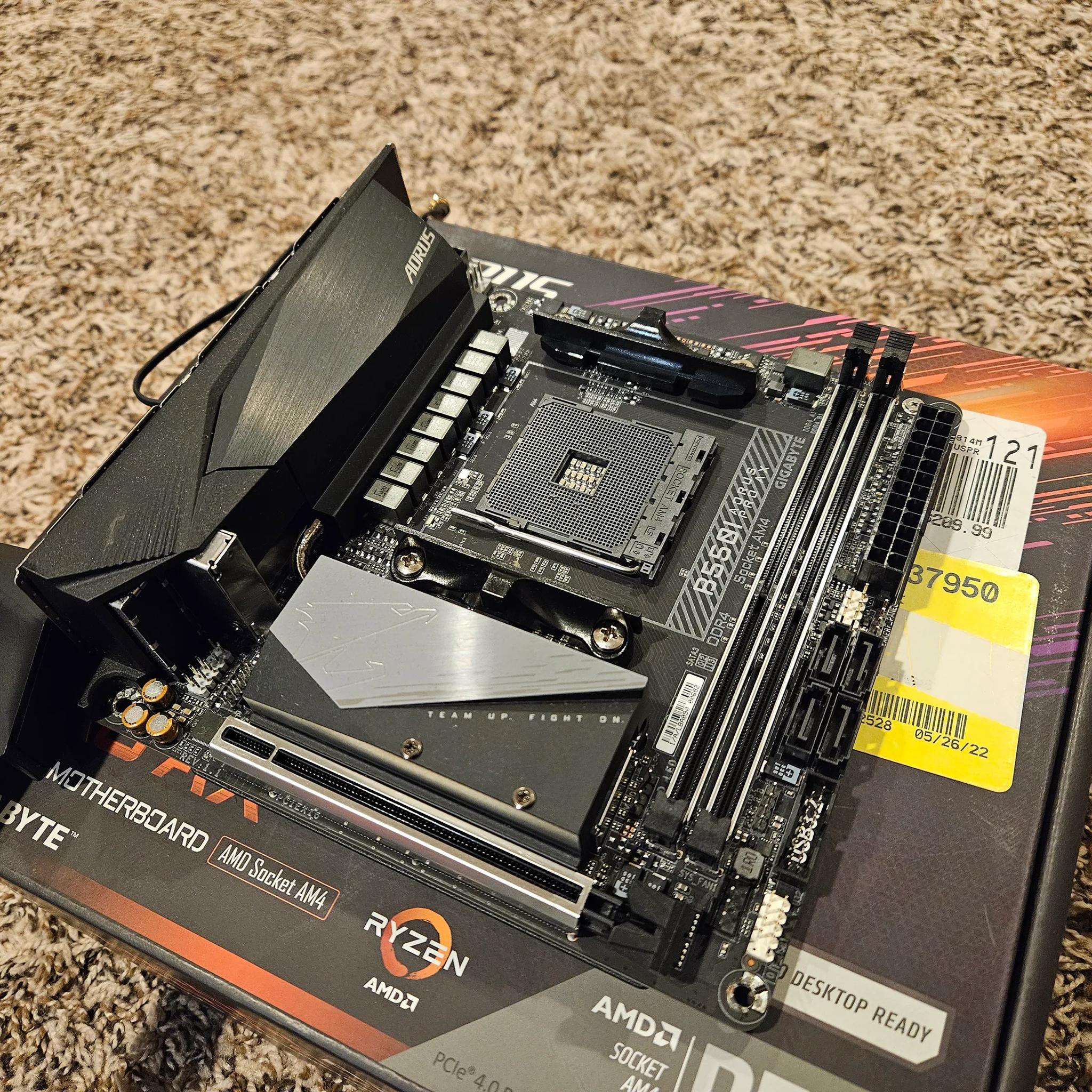 Gigabyte Aorus B550i