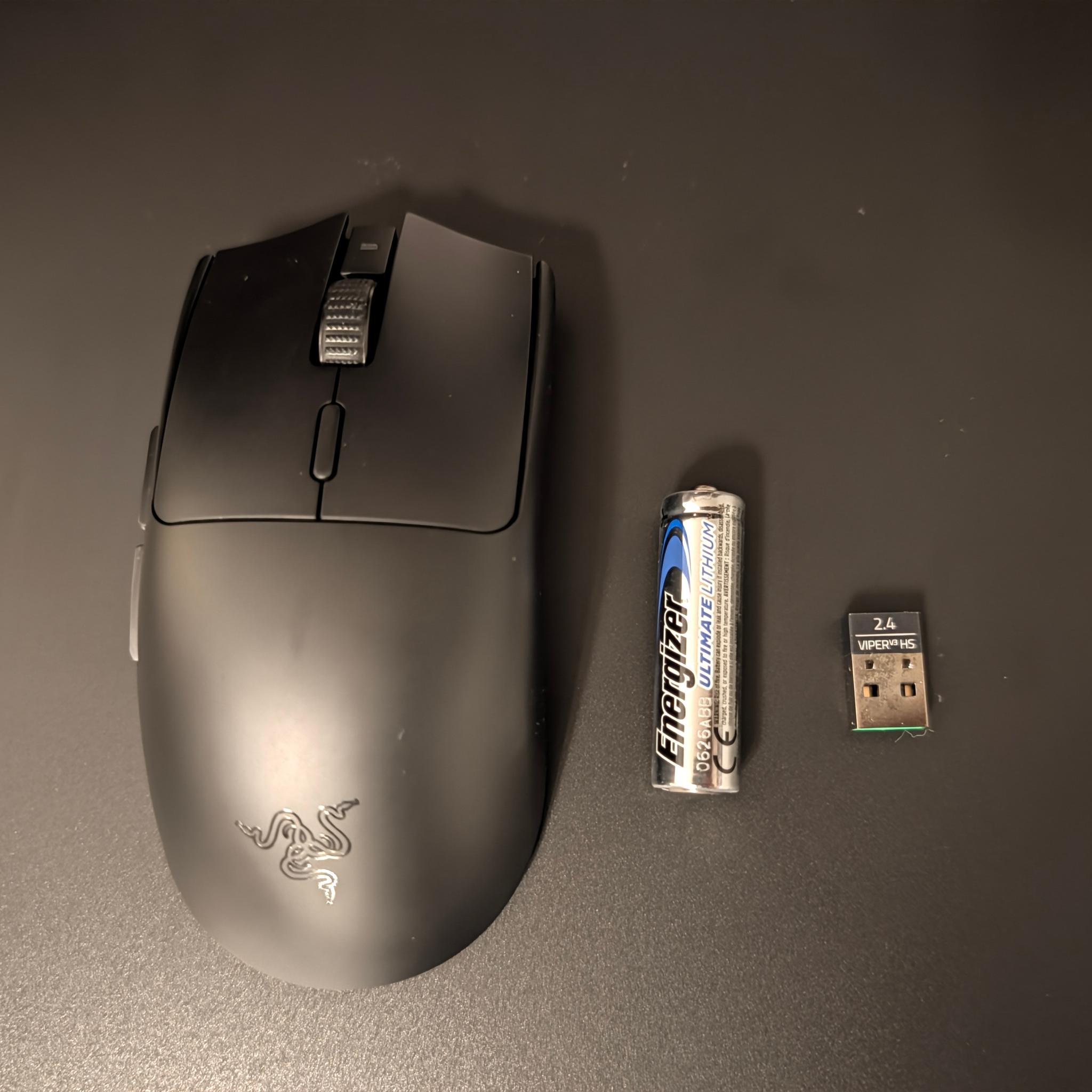 Razer Viper V3 Hyperspeed Black (like new)
