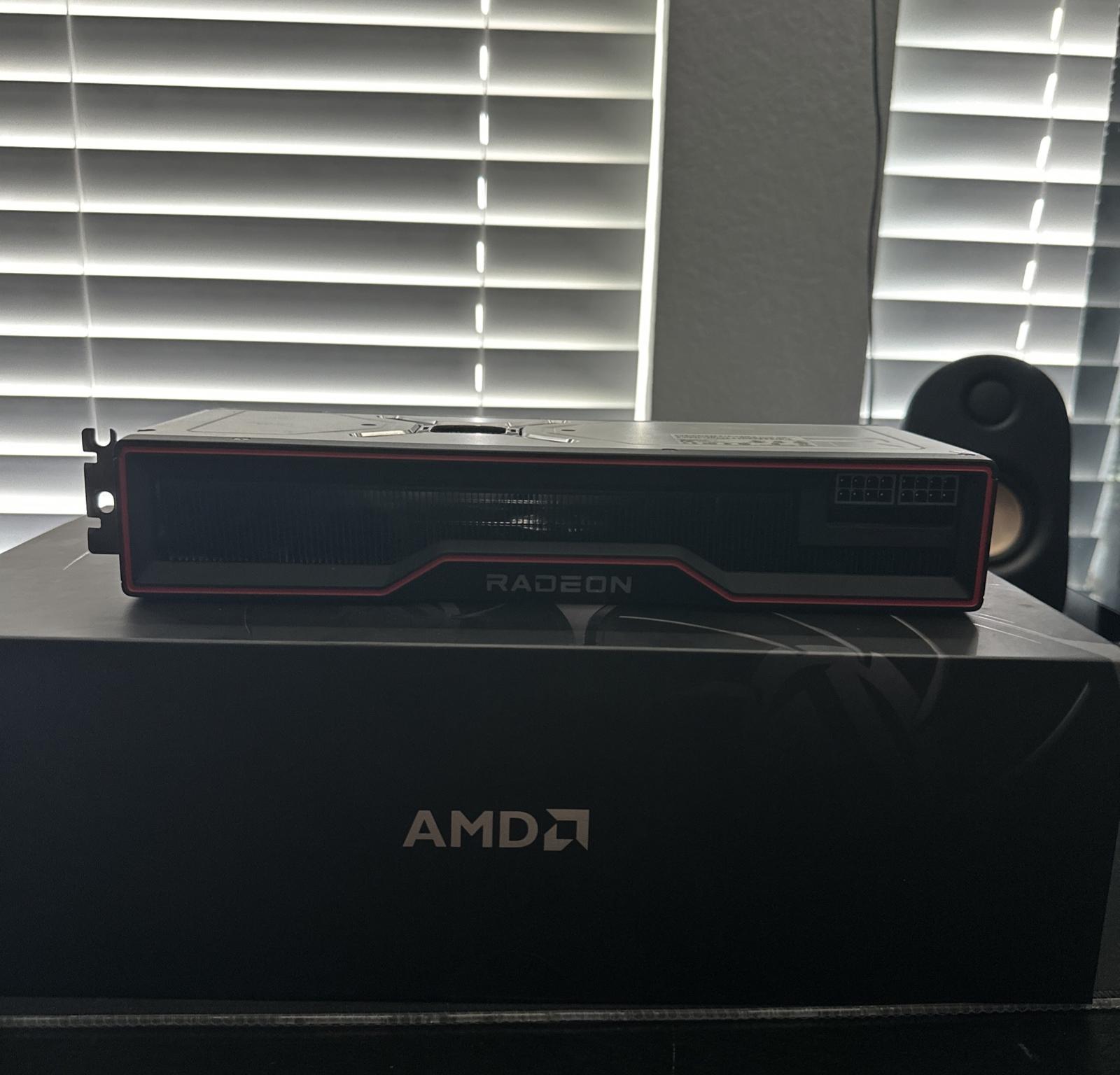 AMD Radeon RX 6800XT Reference Edition 16GB Discount!