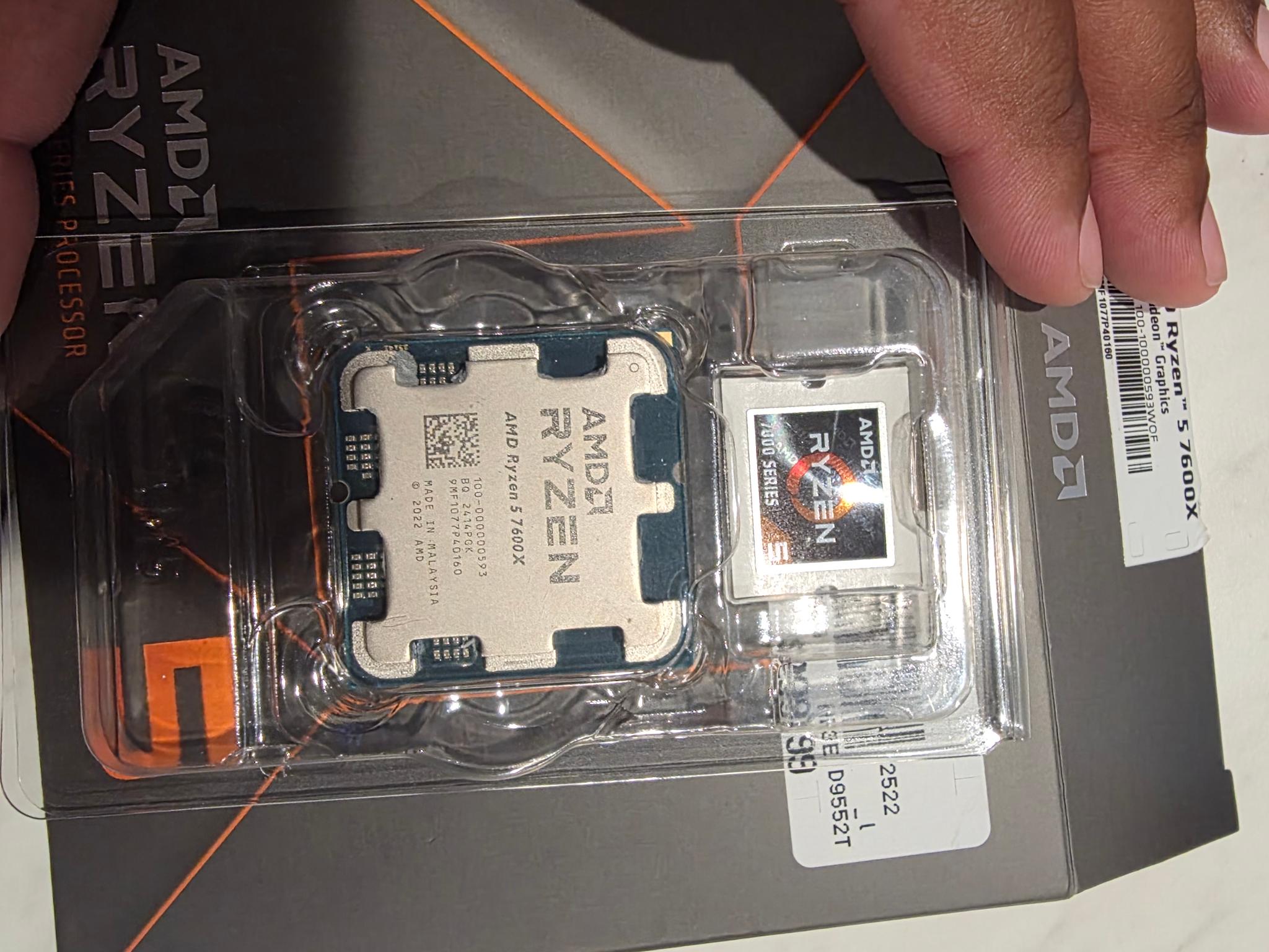 AMD Ryzen 5 7600X