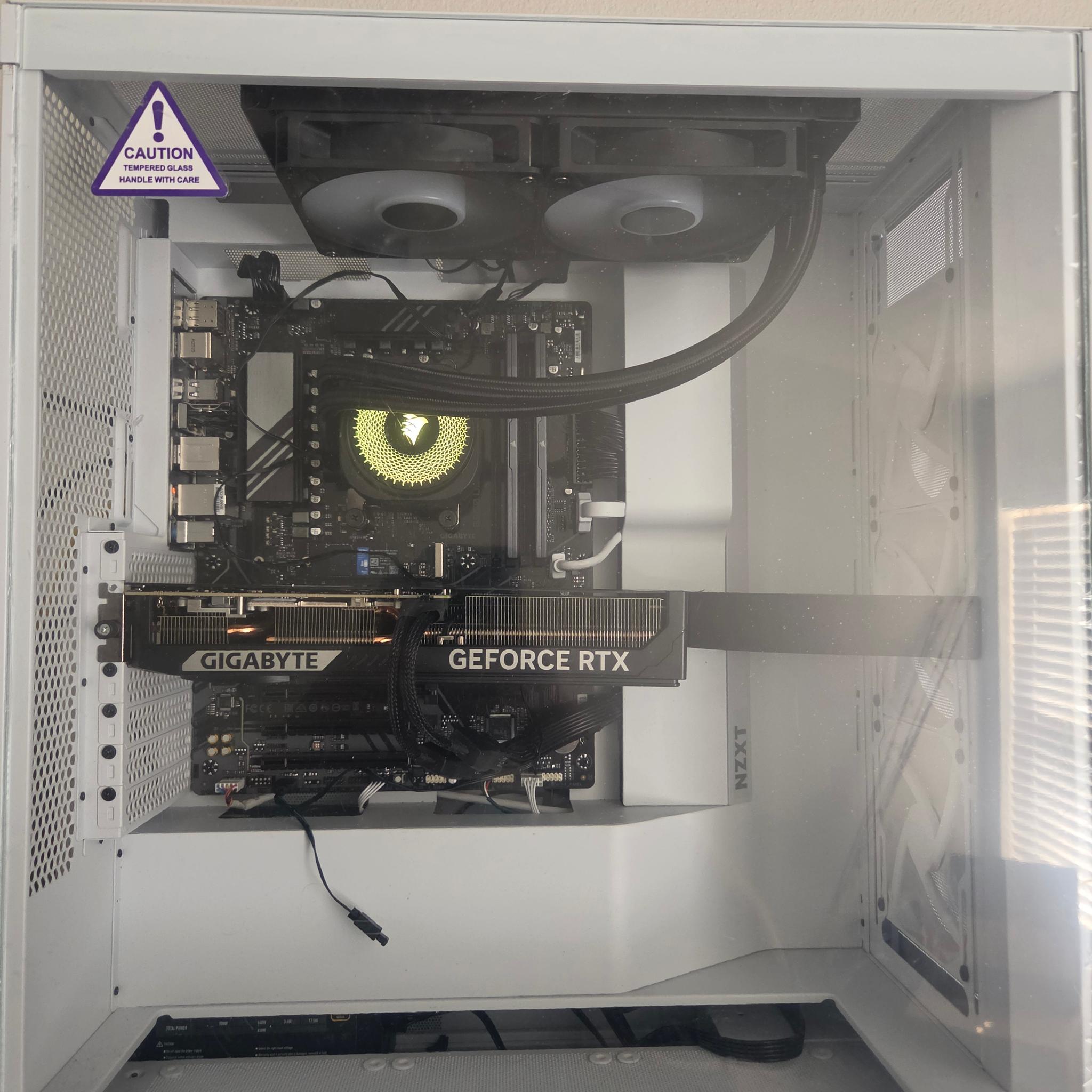 GeForce RTX 5070 Custom Gaming PC - Ryzen 7 9800X3D
