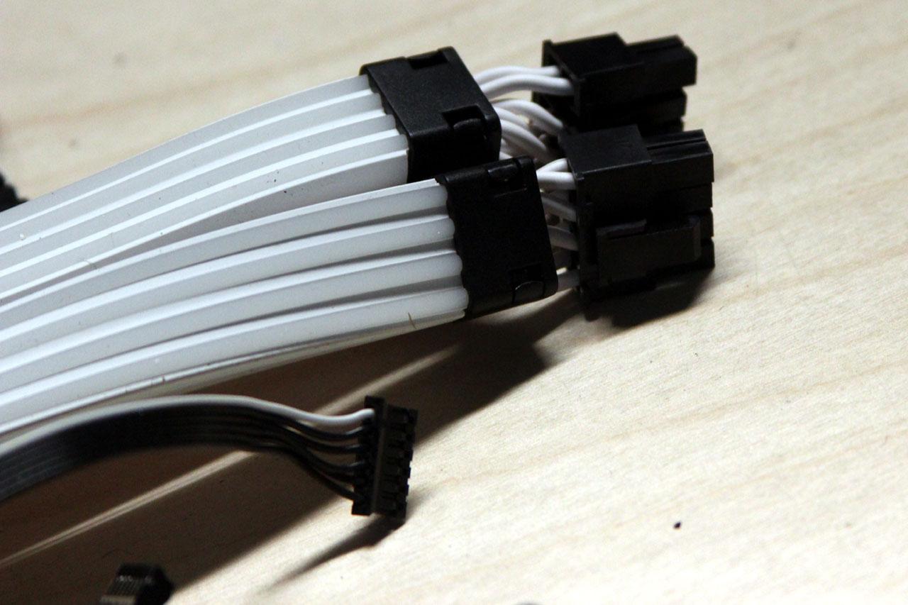 LIAN-LI STRIMER ARGB 24 Pin CPU 2x8-Pin GPU Power Extension Cables Included Power Hub & USB Wiring