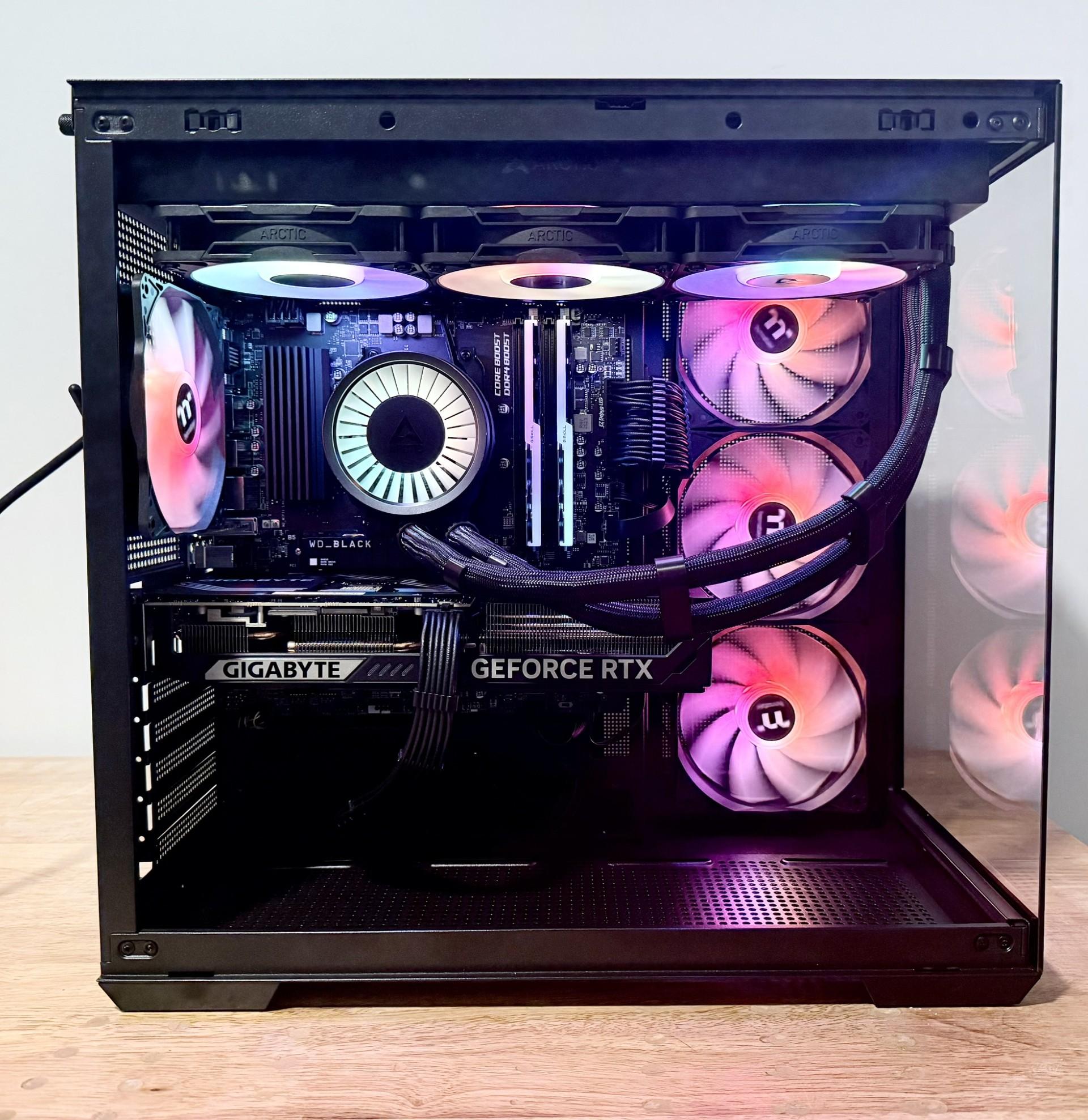 Thermaltake 380 GeForce RTX 5070 OC 12GB