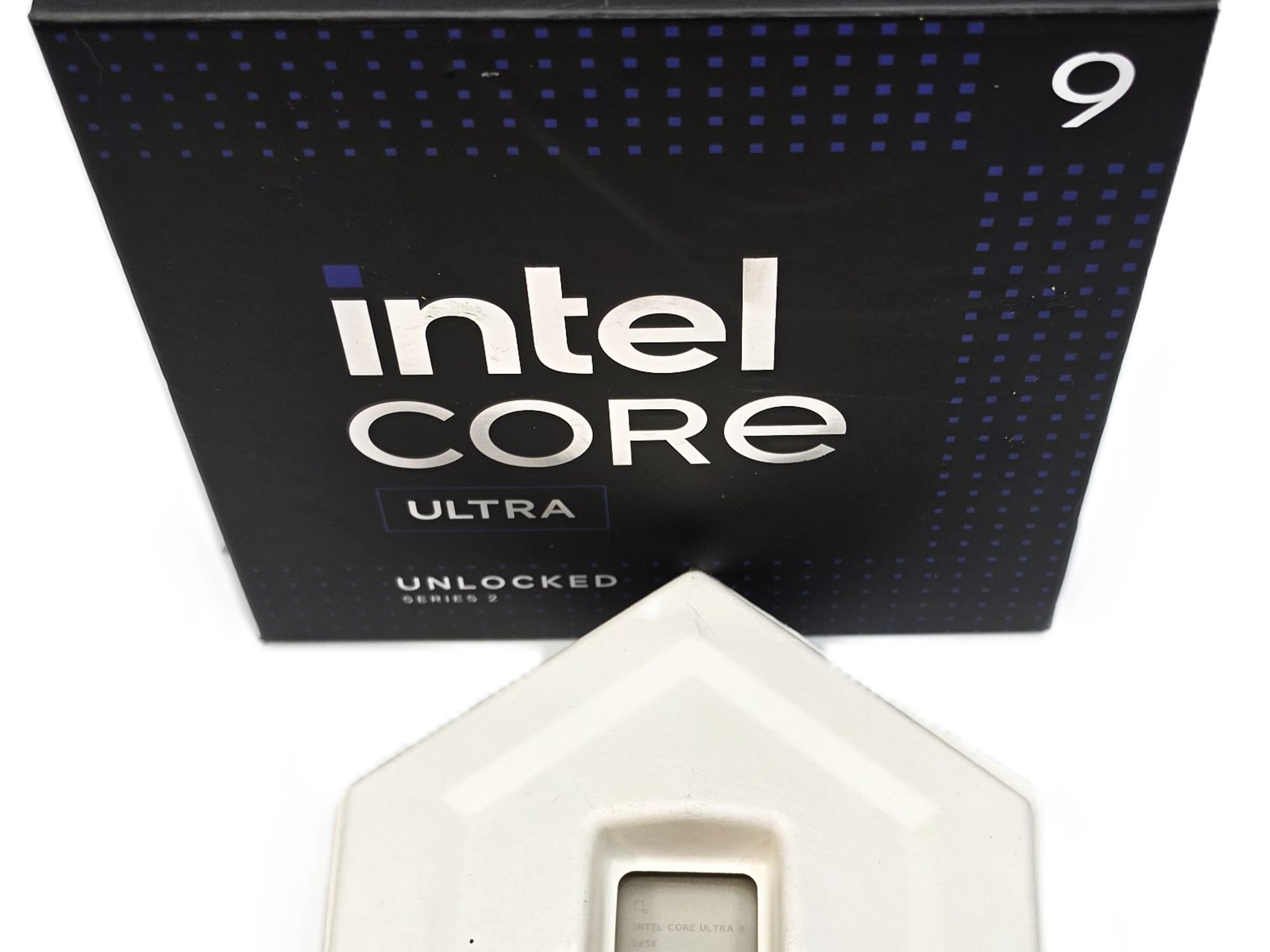 Intel Core Ultra 9 285K CPU Processor with Retail Box. Used once.