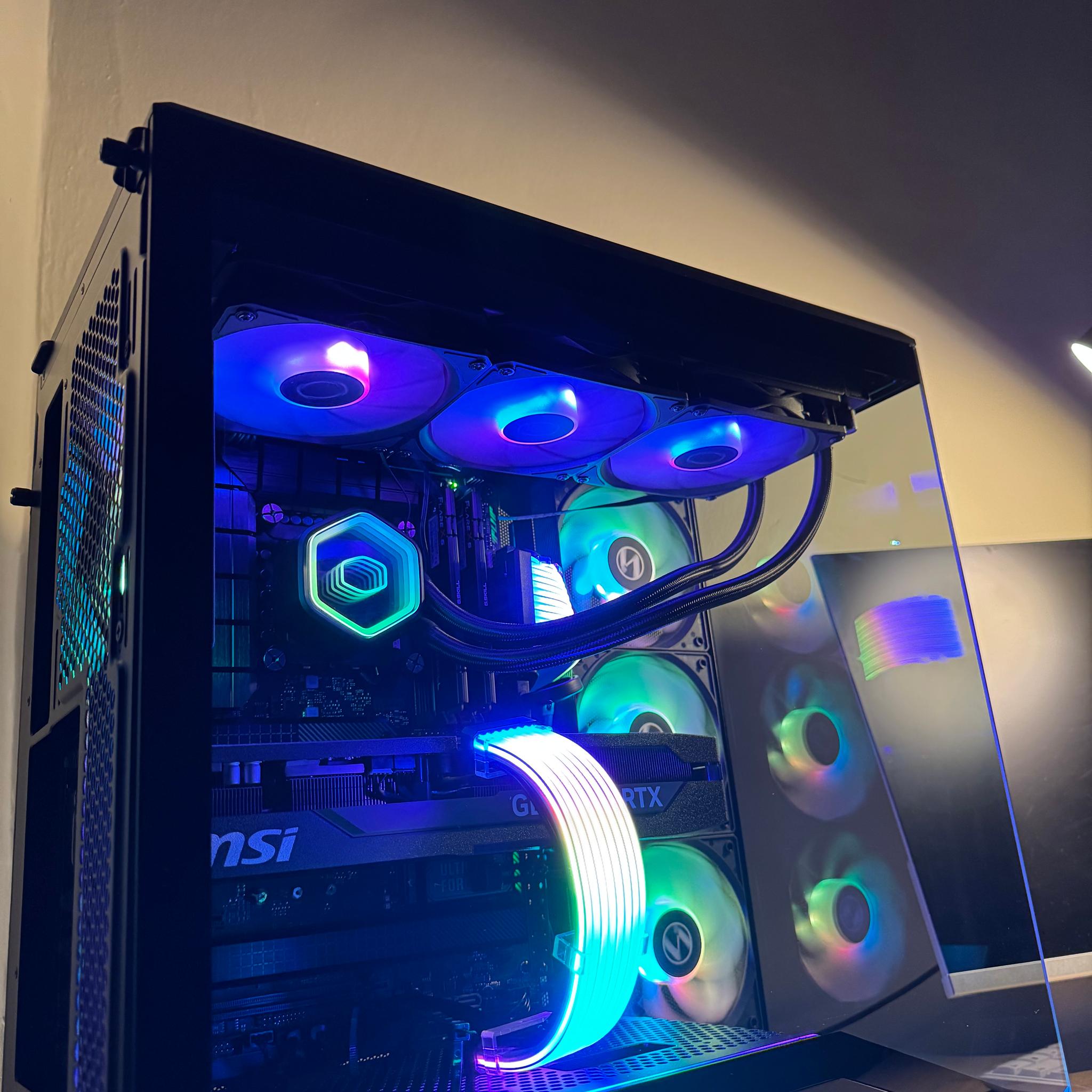 GeForce RTX 5070 Ti Custom Gaming PC - Core i9-14900KF, 32GB RAM