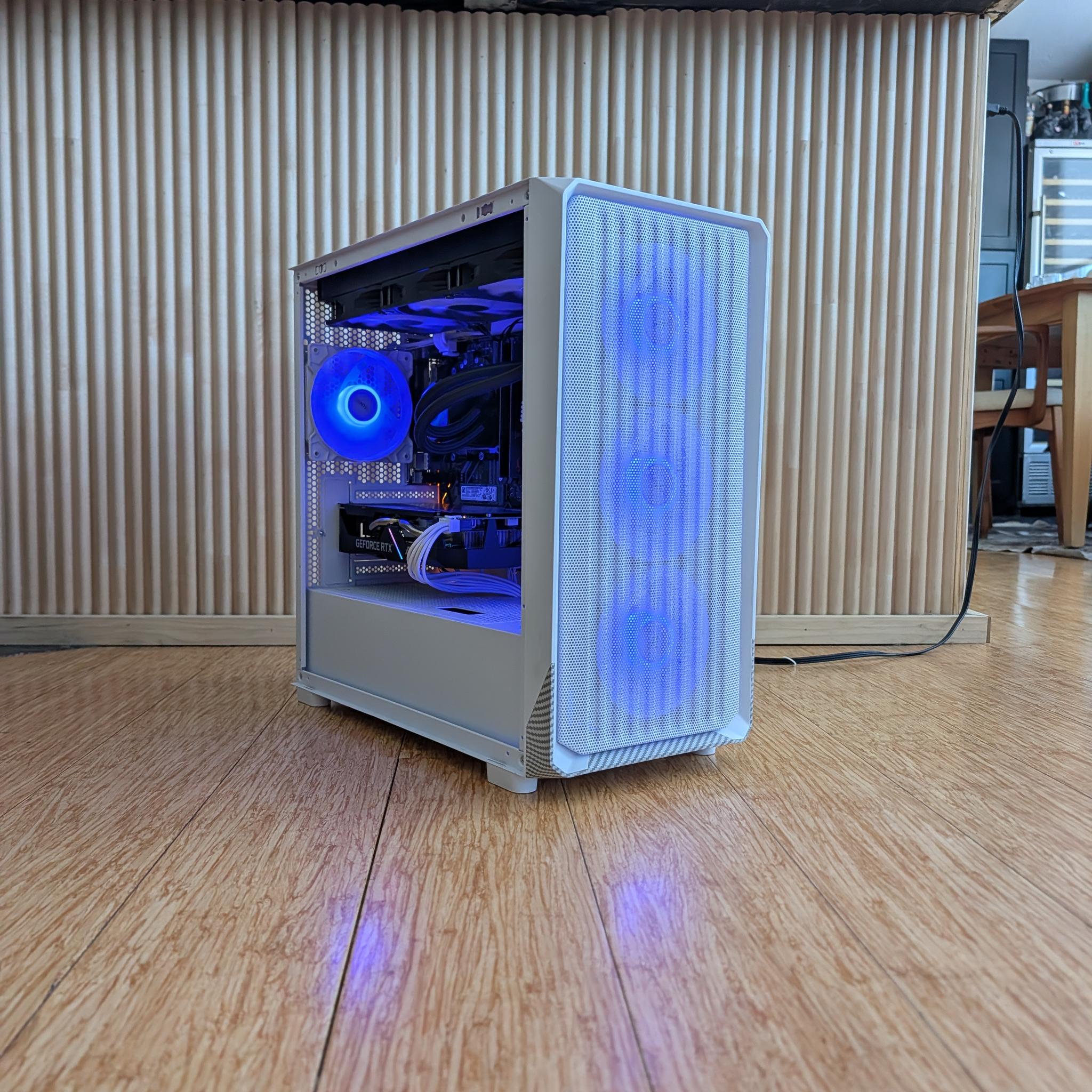 Custom RTX gaming PC | RTX 2060 12GB | R7 3700X | 16GB DDR4 | 1TB NVME | AIO |