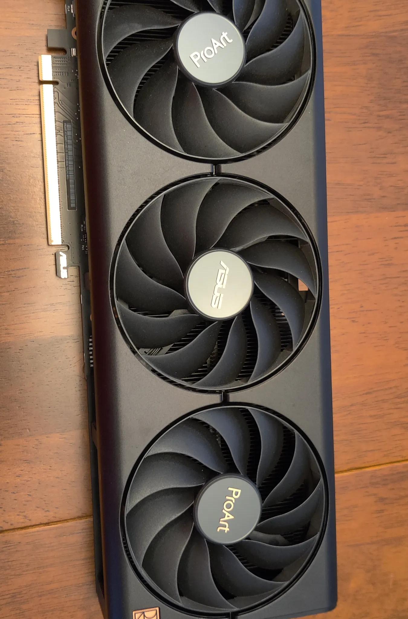 Asus Pro Art 4060 TI 16g