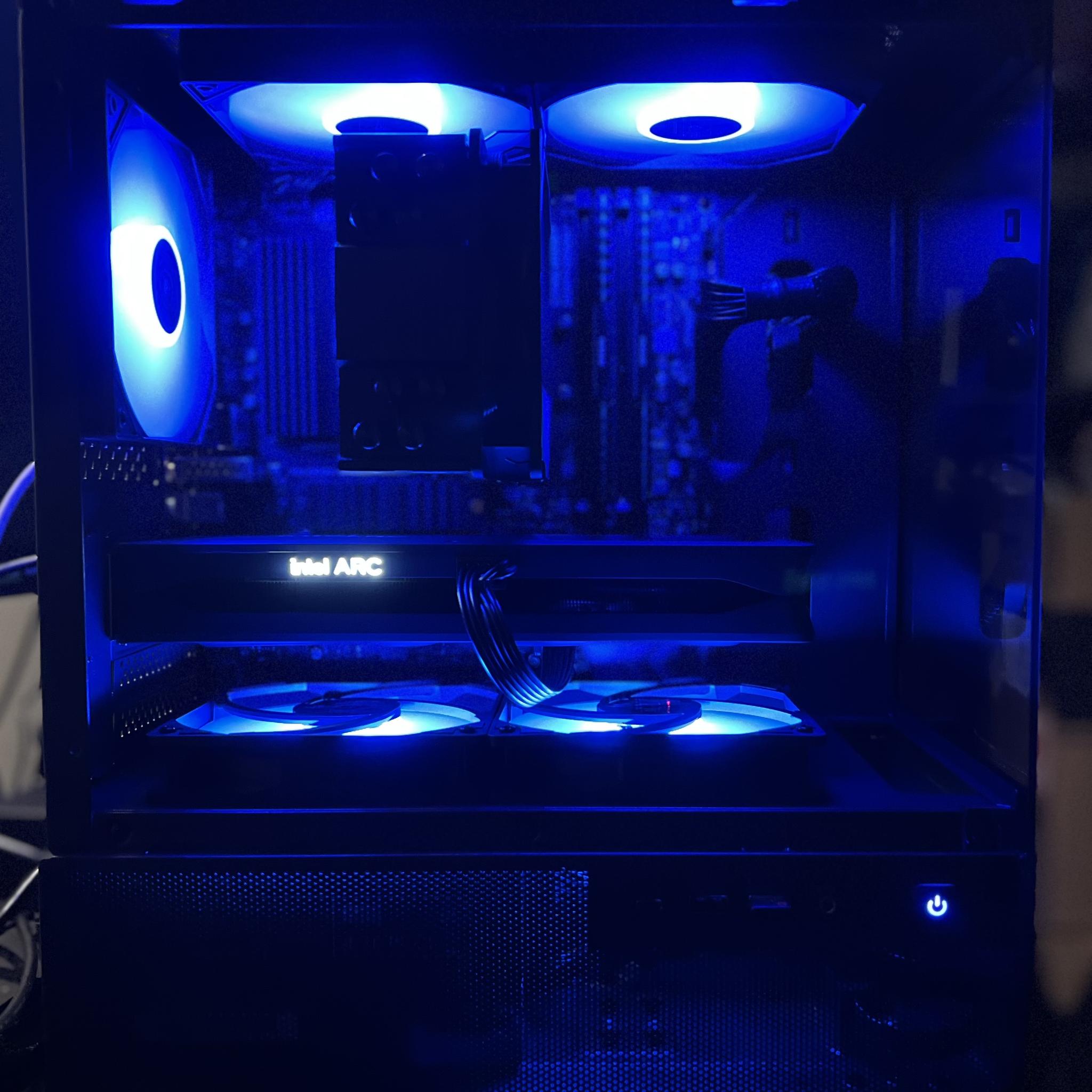 Team Blue 💙 Ryzen 7 5700x/Intel Arc B580 12 GB/32 GB DDR4/1.5 TB/All new parts!