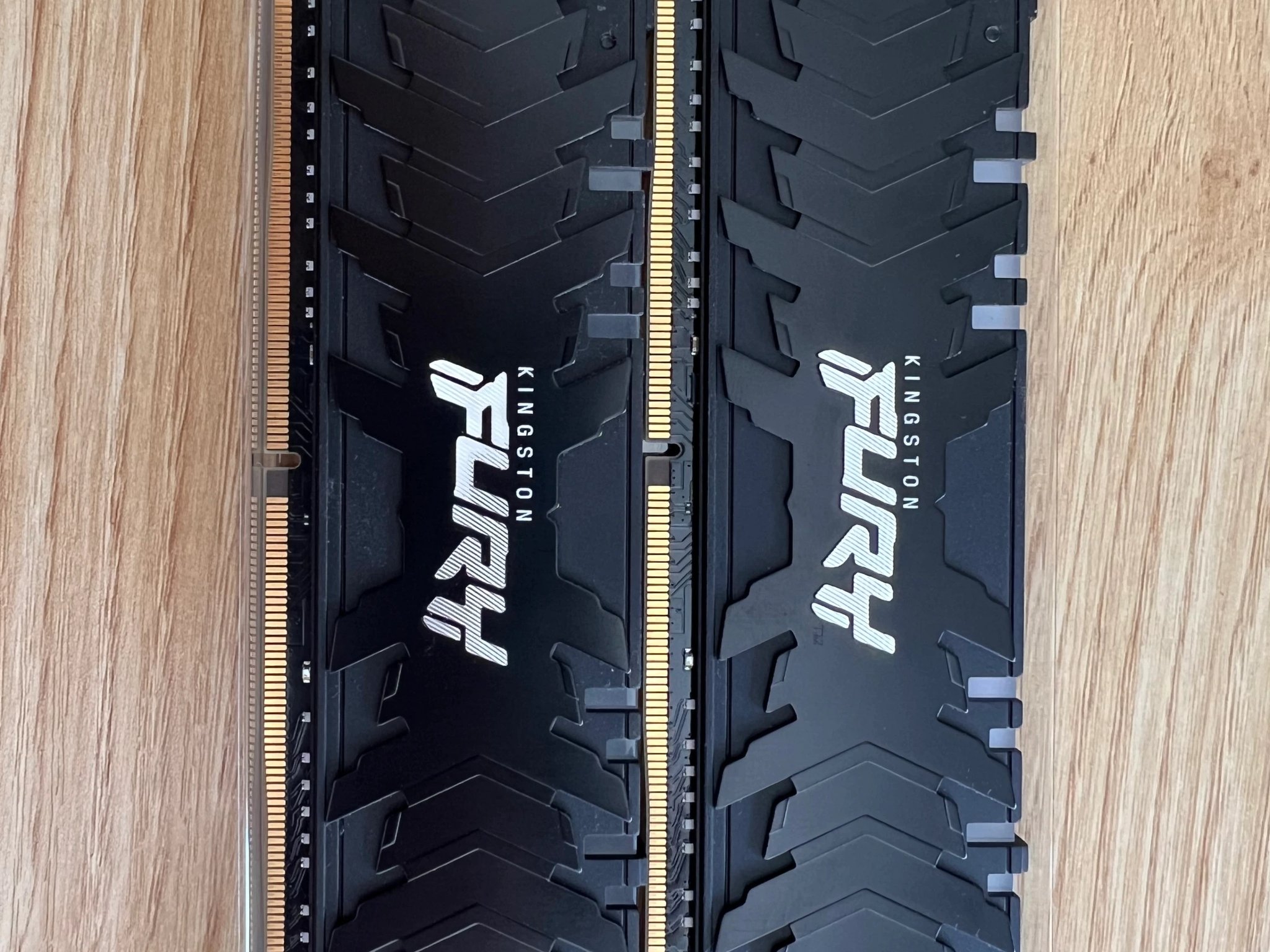 16 GB (2x8) DDR4 3600 Memory