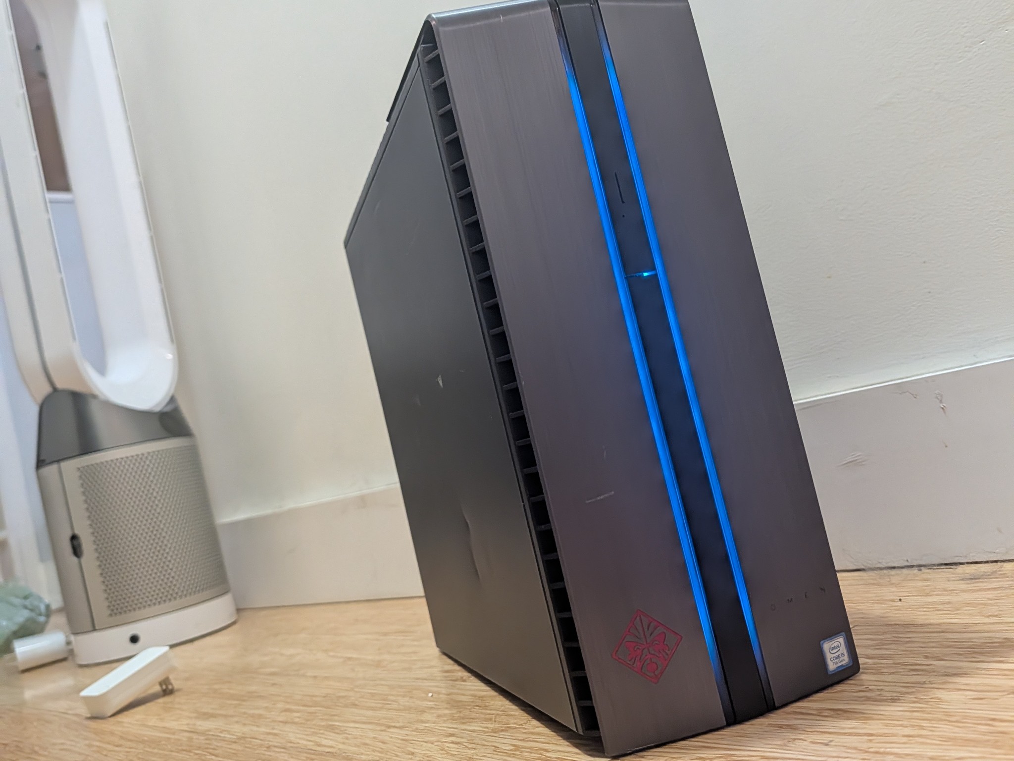 HP OMEN gaming PC | I5 7400 | GTX 1060 | 16GB | 1.5 TB SSD/HDD |
