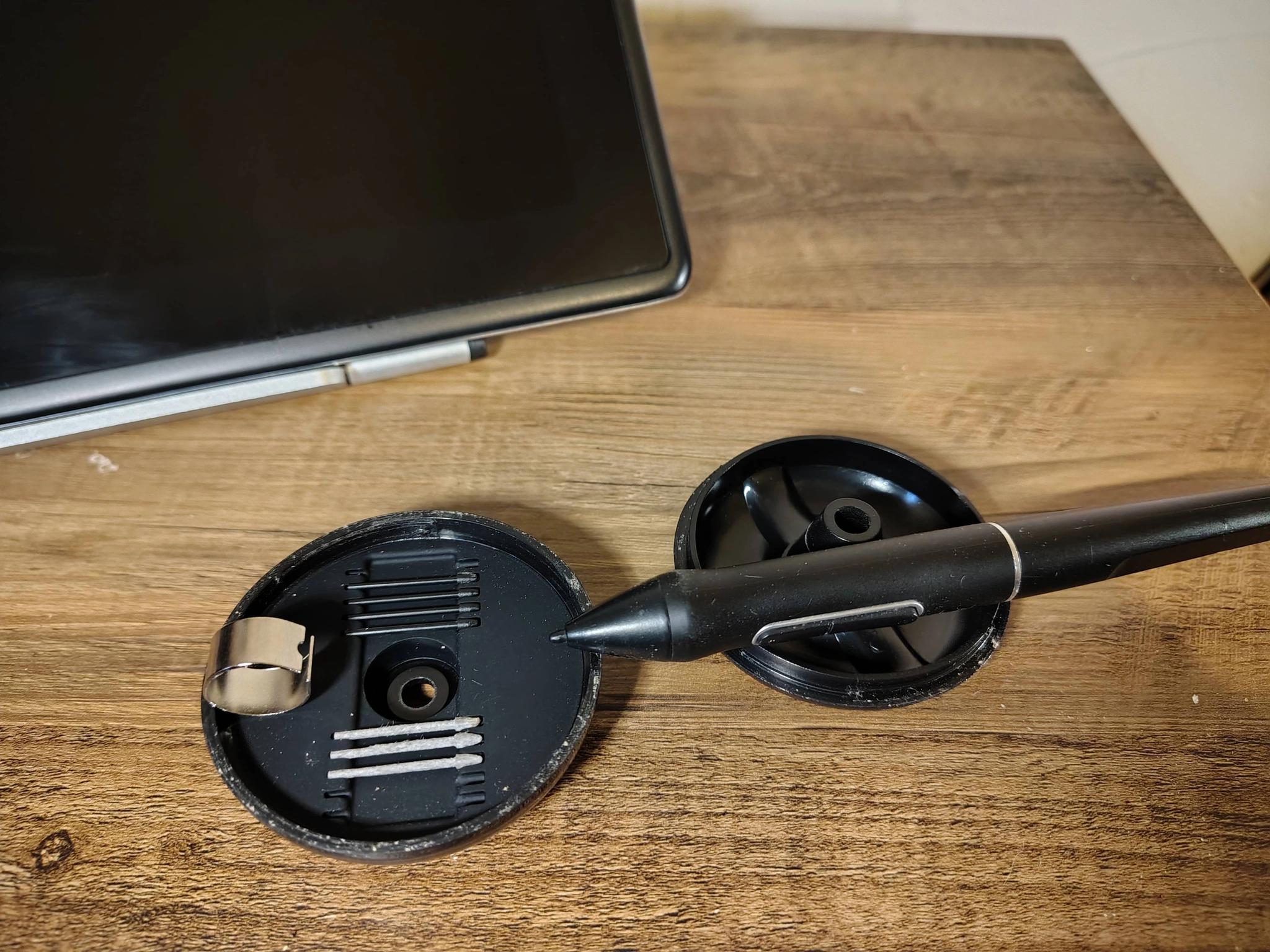 HUION Kamvas Pro 13 2.5K QHD