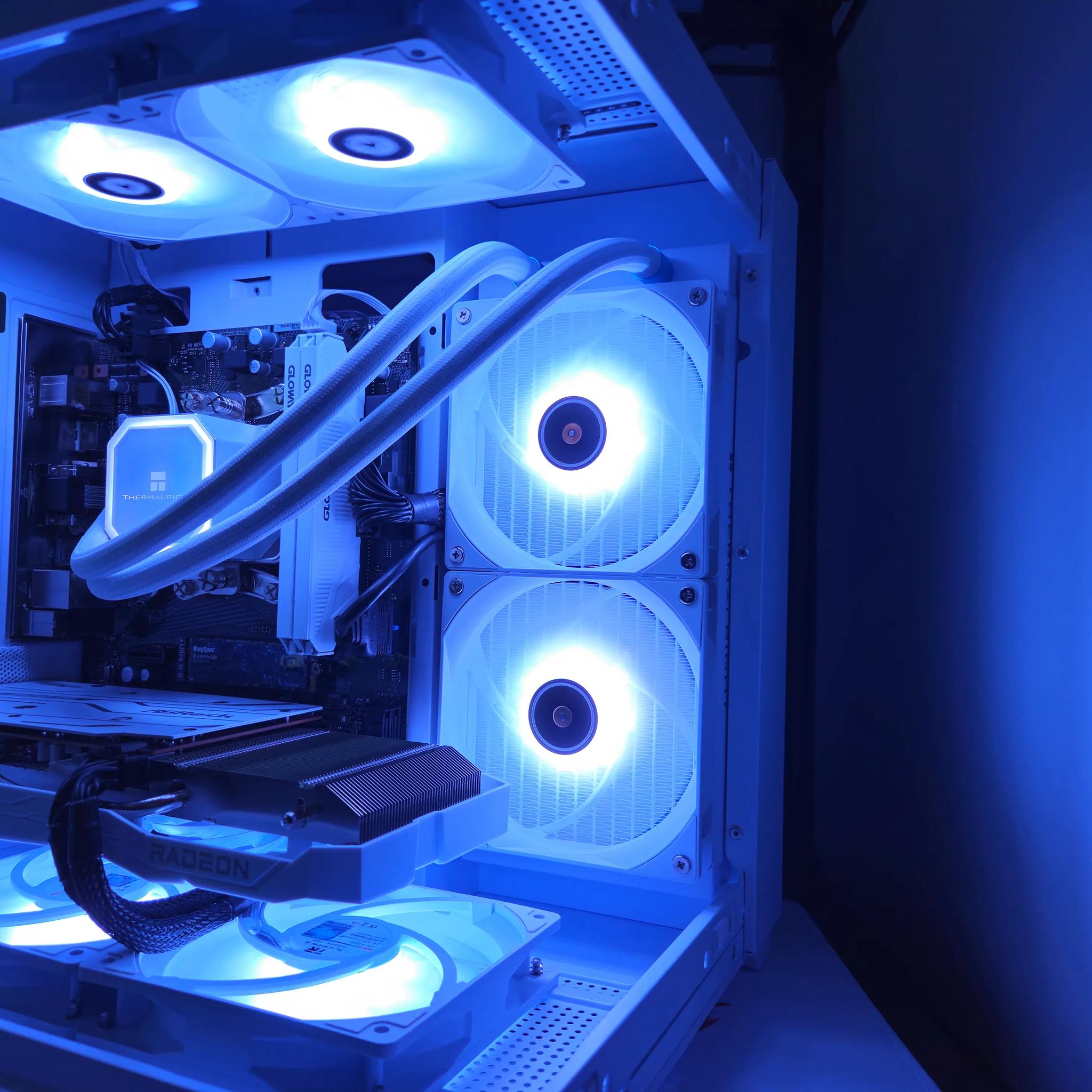 Arctic Rig Ryzen 5 / 16GB / 1TB SSD / RX 6600